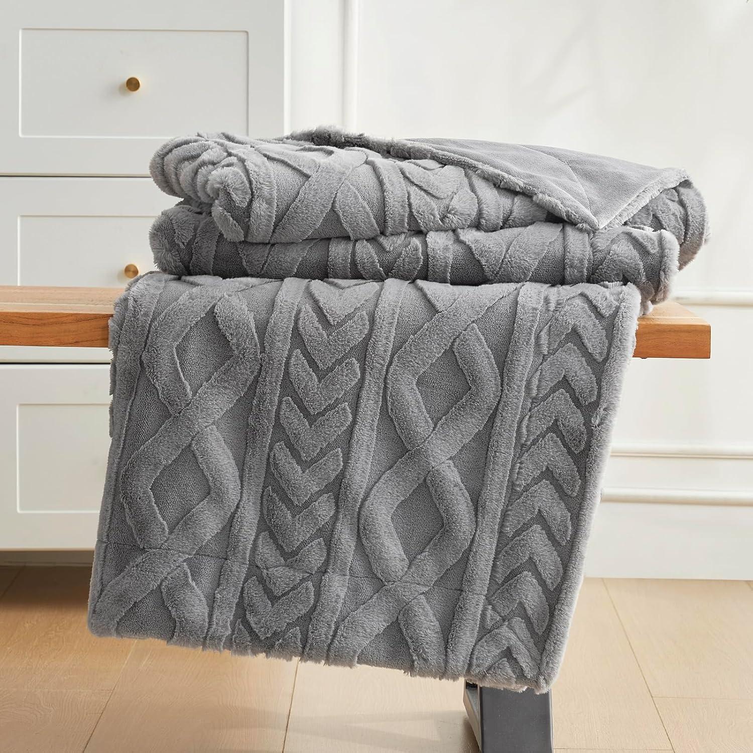 Cozy Bliss Soft Faux Fur Throw Blanket Plush Winter Blanket