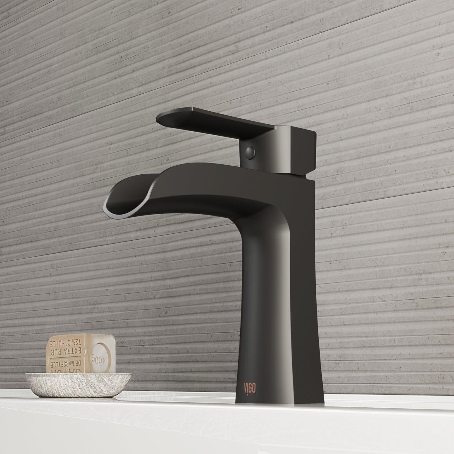 Paloma Single Hole Bathroom Faucet