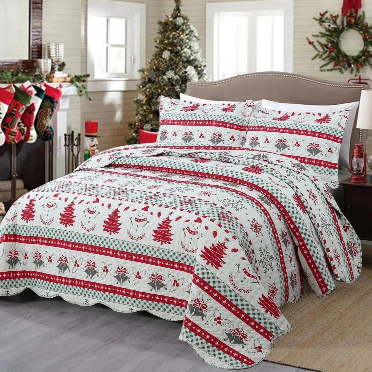 King Red Reversible Microfiber Christmas Quilt Set