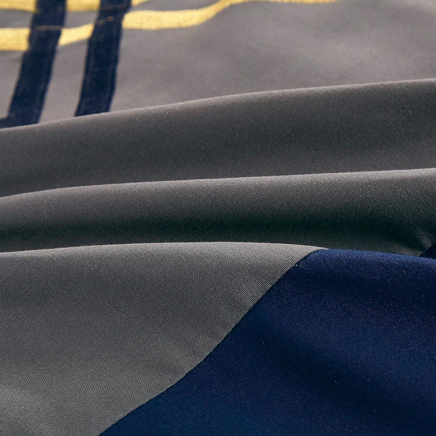 Oversized King Navy and Gray Microfiber Zigzag Comforter Set