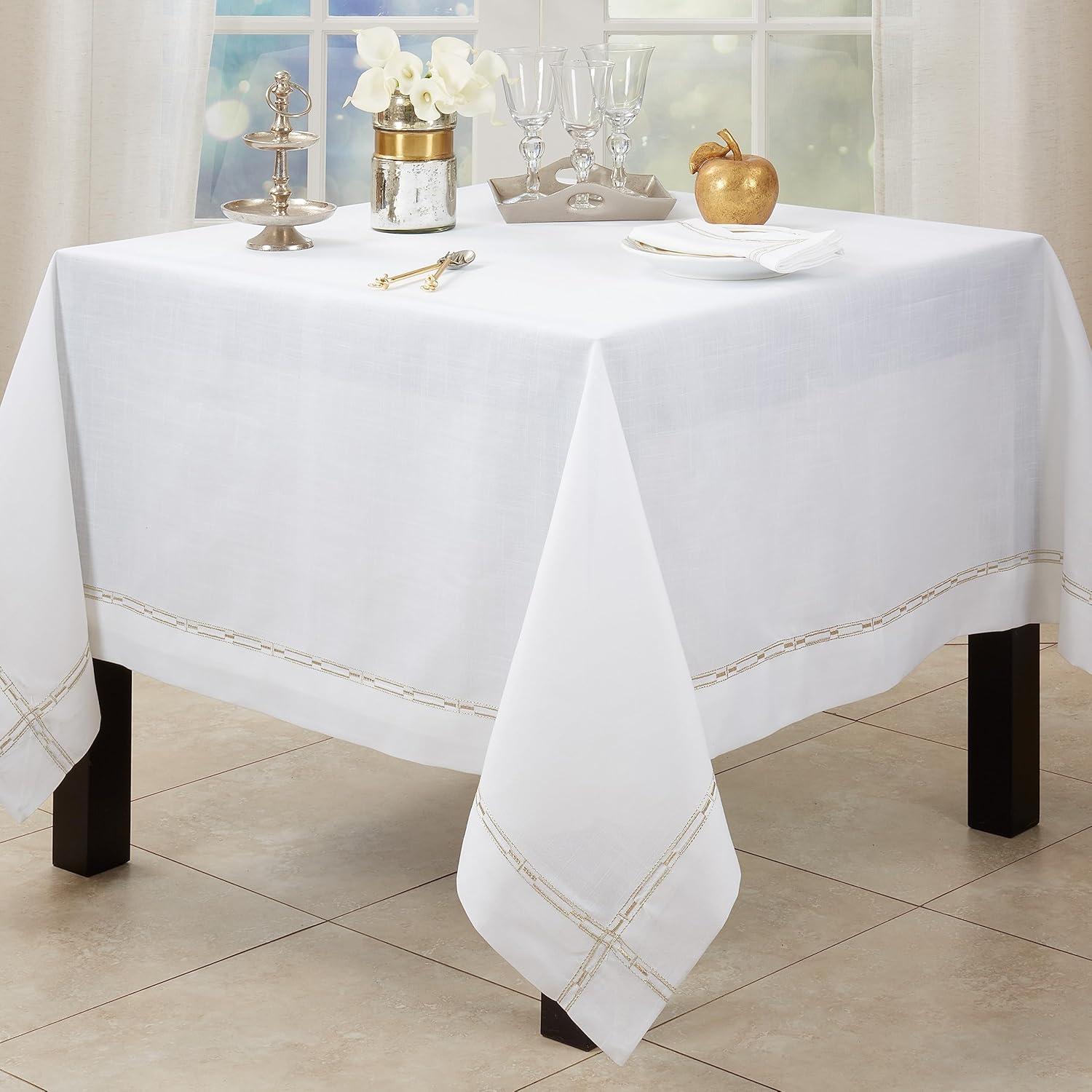 Saro Lifestyle Luxurious Tablecloth with Intricate Embroidery, 72", Gold