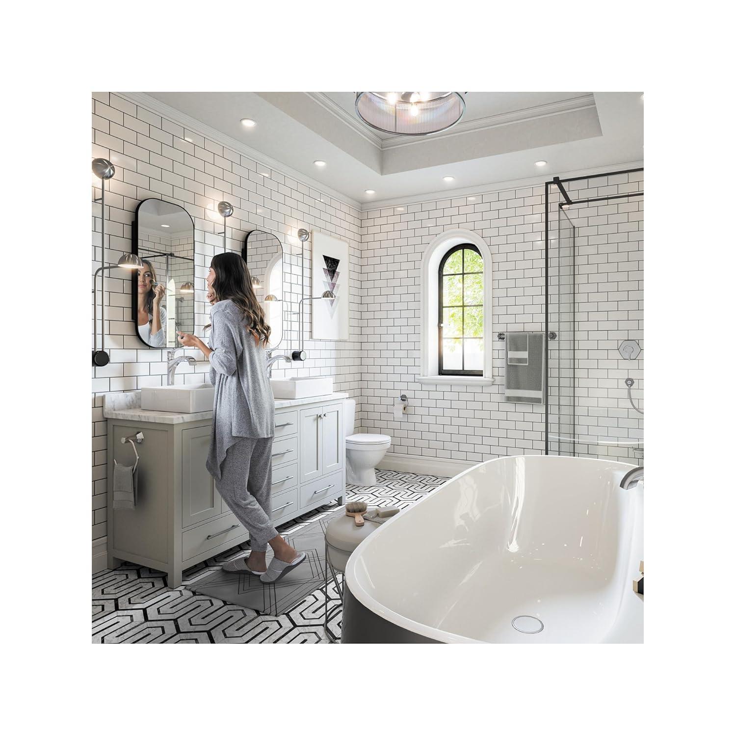 Locarno Single Hole Bathroom Faucet