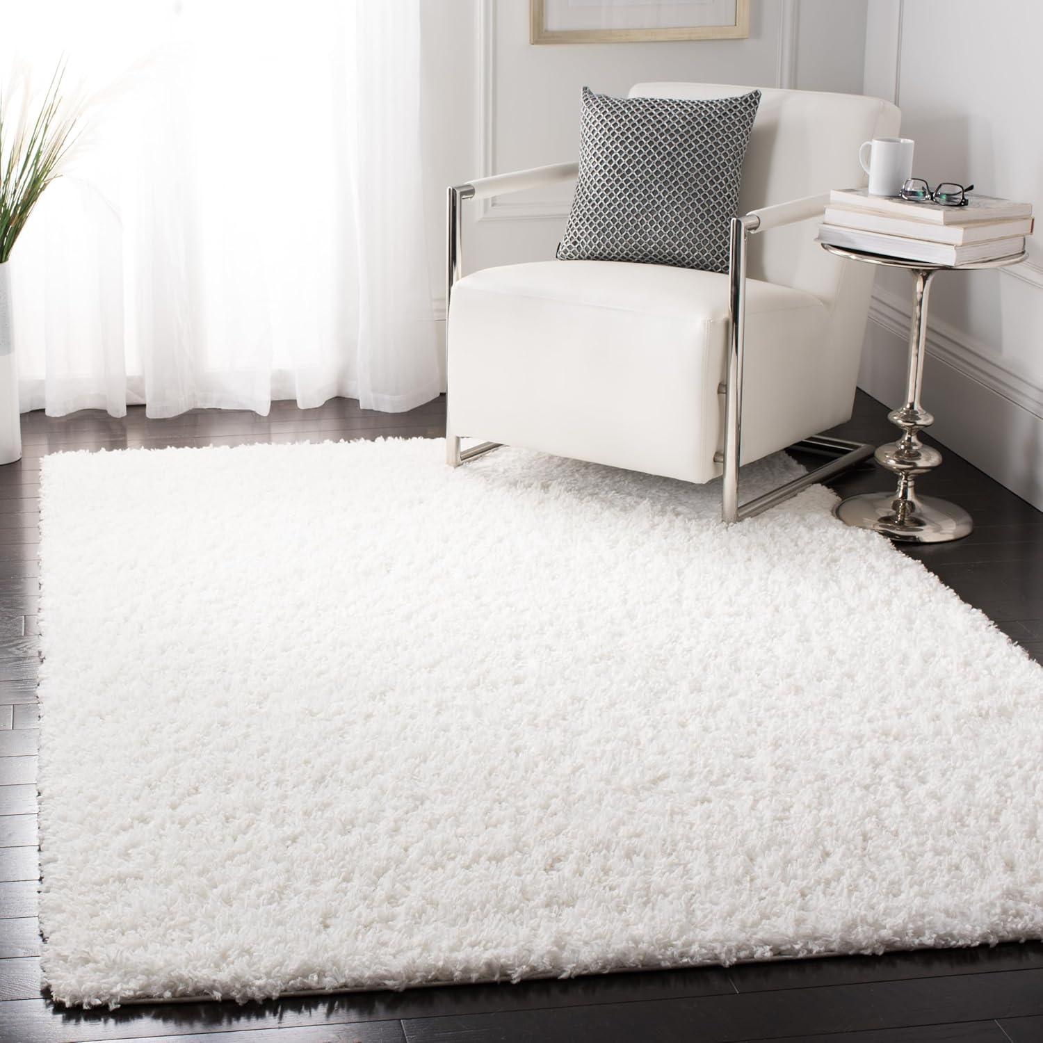August Shag AUG200 Power Loomed Indoor Area Rug - White - 5'3"x7'6" - Safavieh