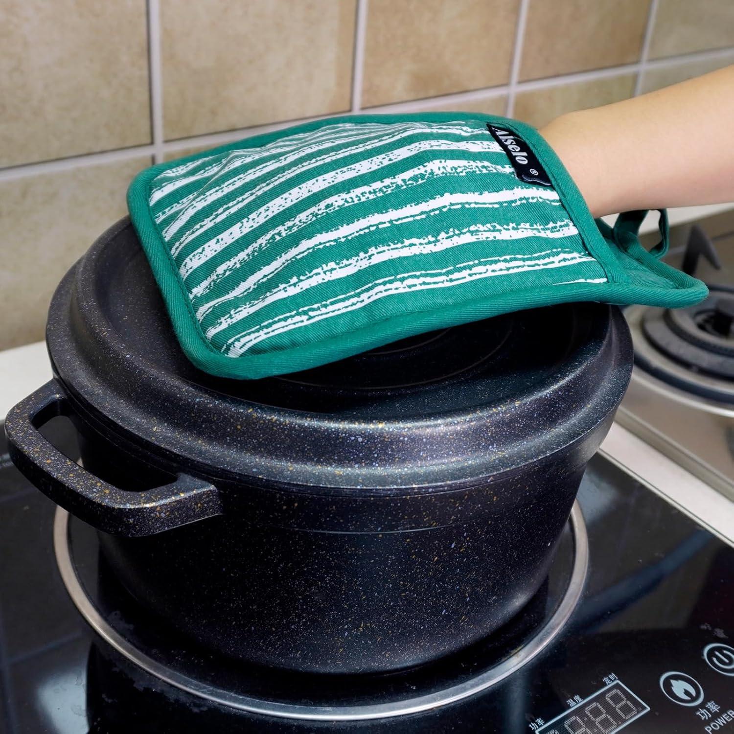 Green Silicone Heat Resistant Pot Holders with Pockets, Set of 3