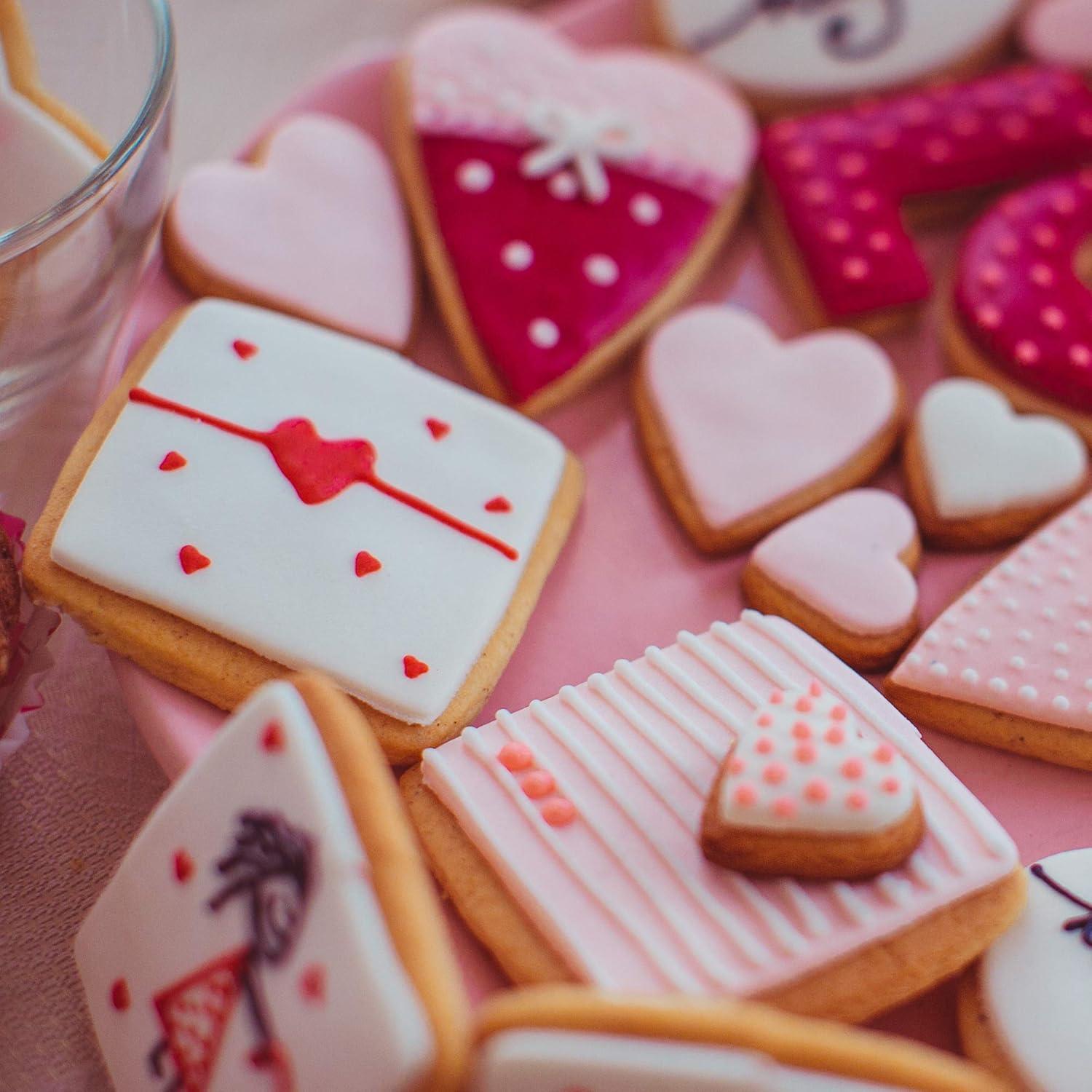 Stainless Steel Square Cookie Cutter Set with Storage Tin