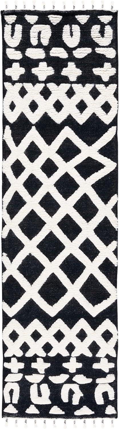 Casablanca CSB524 Hand Knotted Runner Rug - Black/Ivory - 2'3"x8' - Safavieh.