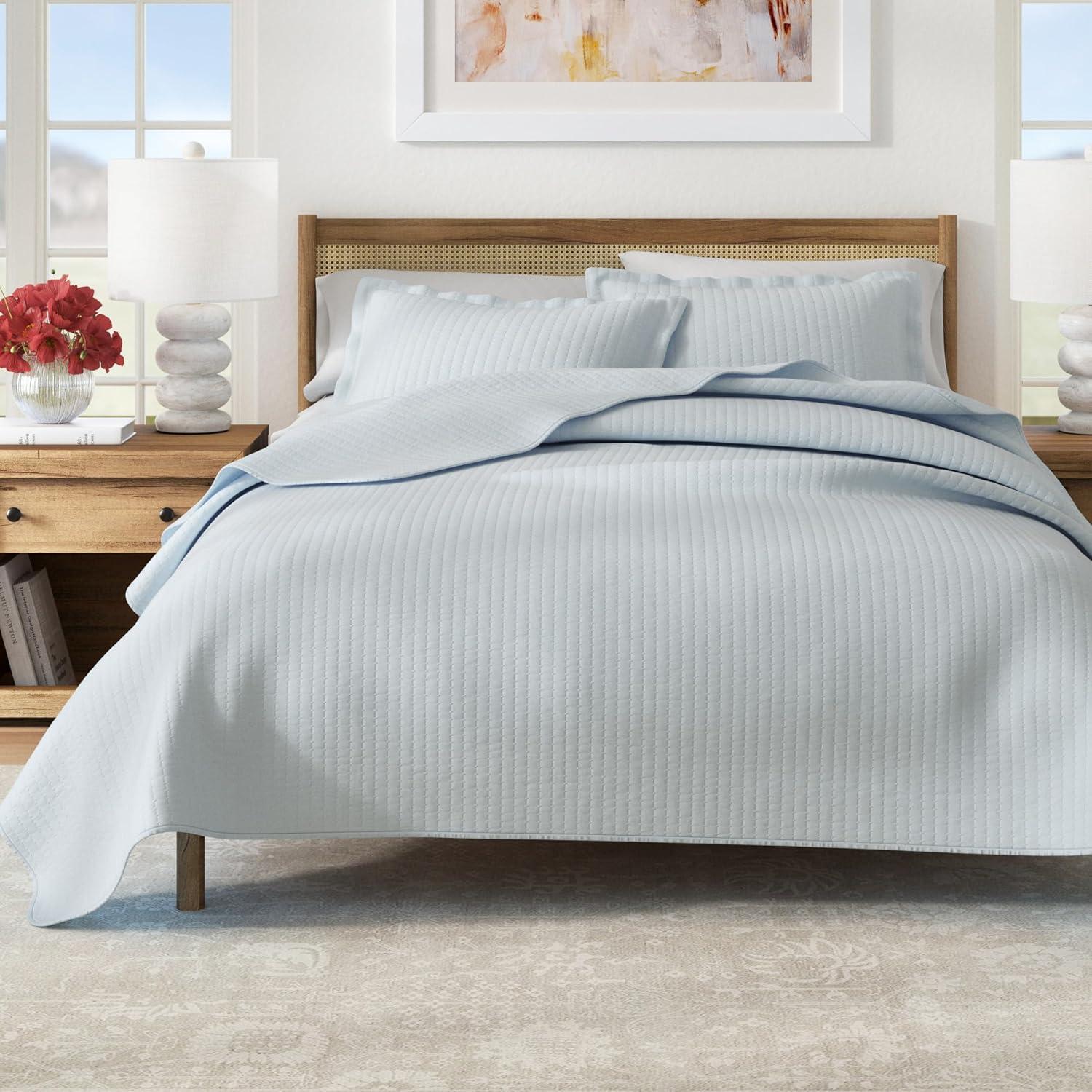 FreshFolds Modern & Contemporary Stripe Stitched Quilt Set with Shams