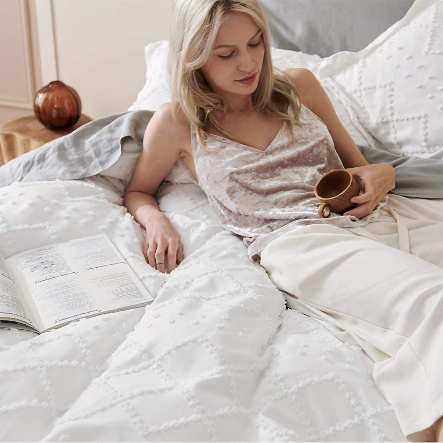 Bedsure Boho Duvet Cover King Size - Boho Bedding, Tufted King Duvet Cover for All Seasons, 3 Pieces Embroidery Shabby Chic Home Bedding,Comforter Not Included (Grey, 104" x 90")