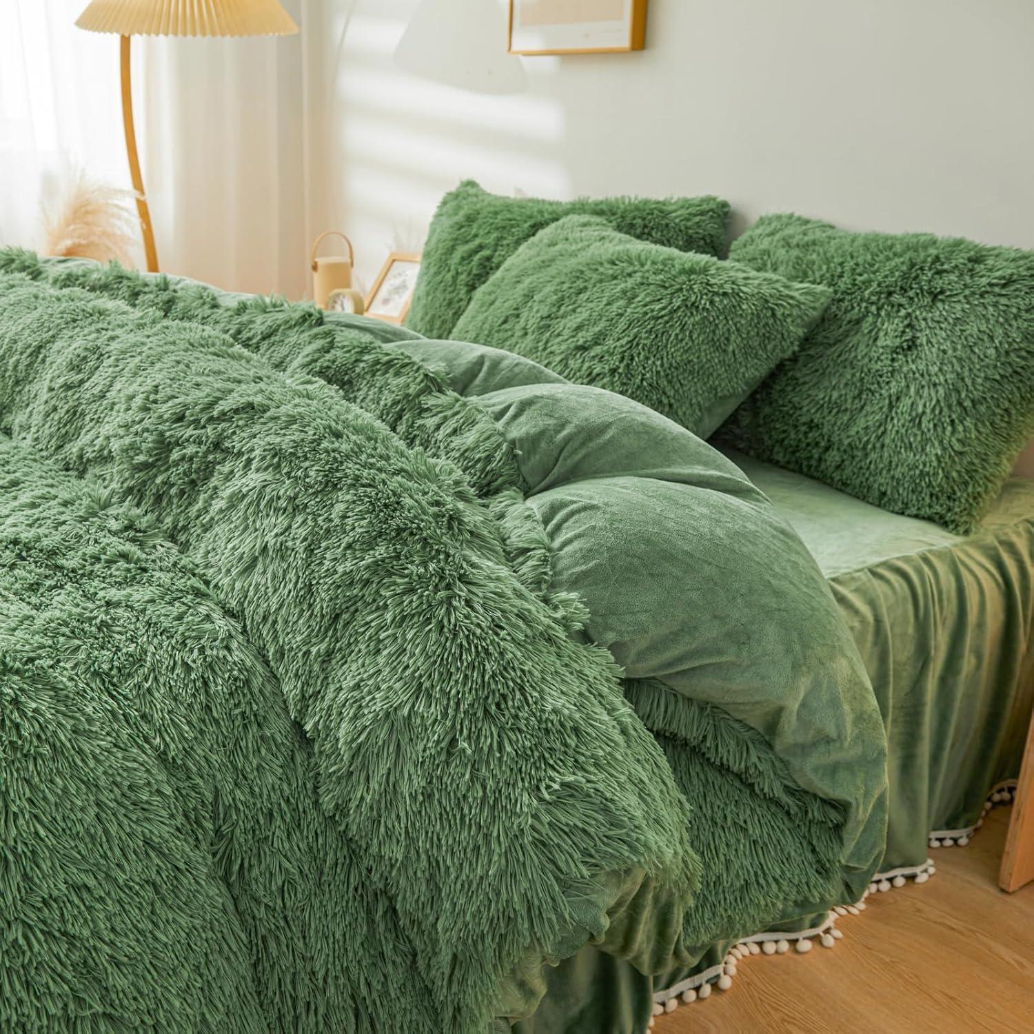 LIFEREVO 3 Pieces Luxury Plush Shaggy Faux Fur Duvet Cover Set(1 Fluffy Fuzzy Comforter Cover + 2 Pompoms Fringe Quilted Pillow Shams) Furry Bed Set, Zipper Closure, Queen Size, Dark Green