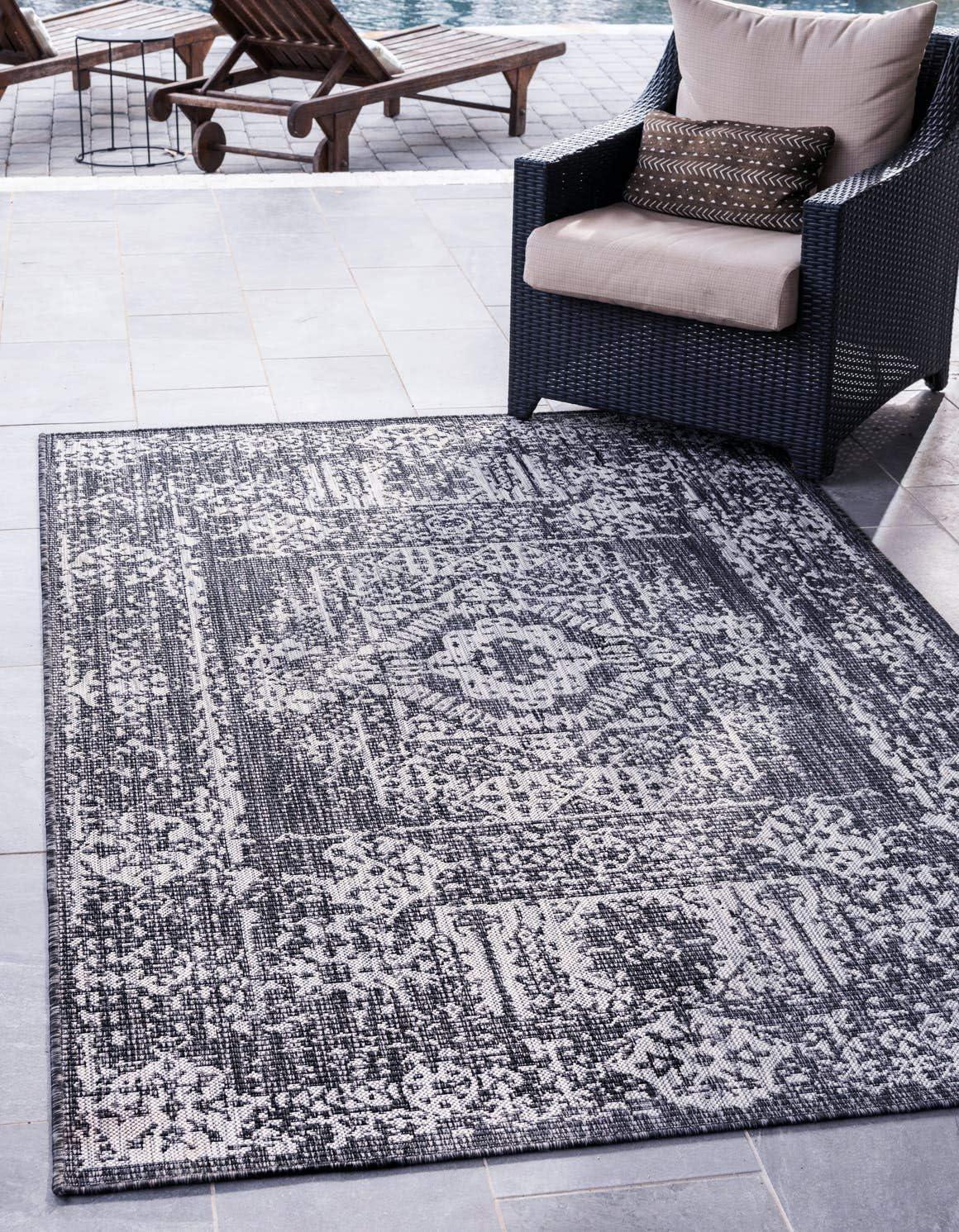 Unique Loom Outdoor Traditional Collection Area Rug - Timeworn (5' 1" x 8' Rectangle Charcoal Gray/Gray)