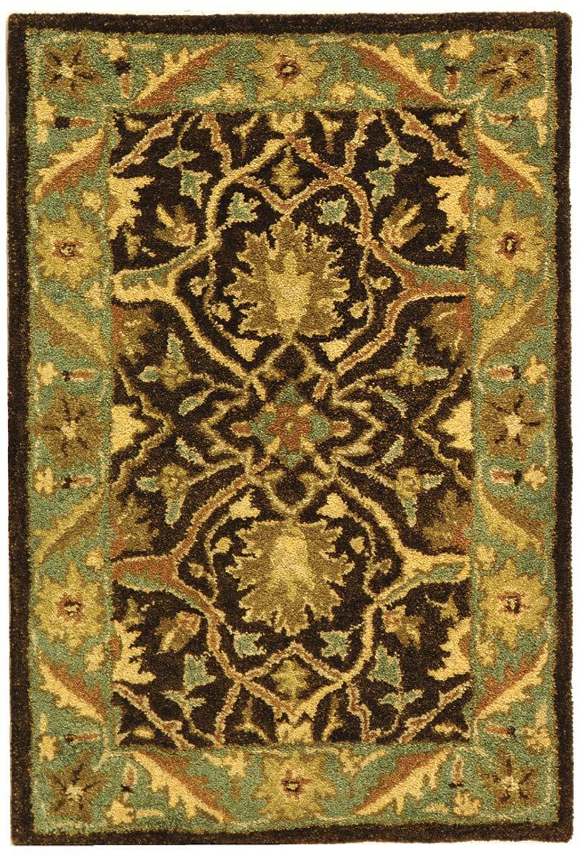 Safavieh Hand Tufted Wool Oriental Rug