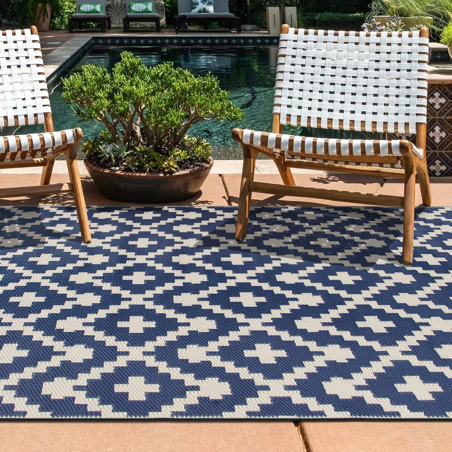 World Rug Gallery Trellis Geometric Reversible Plastic Indoor and Outdoor Rugs