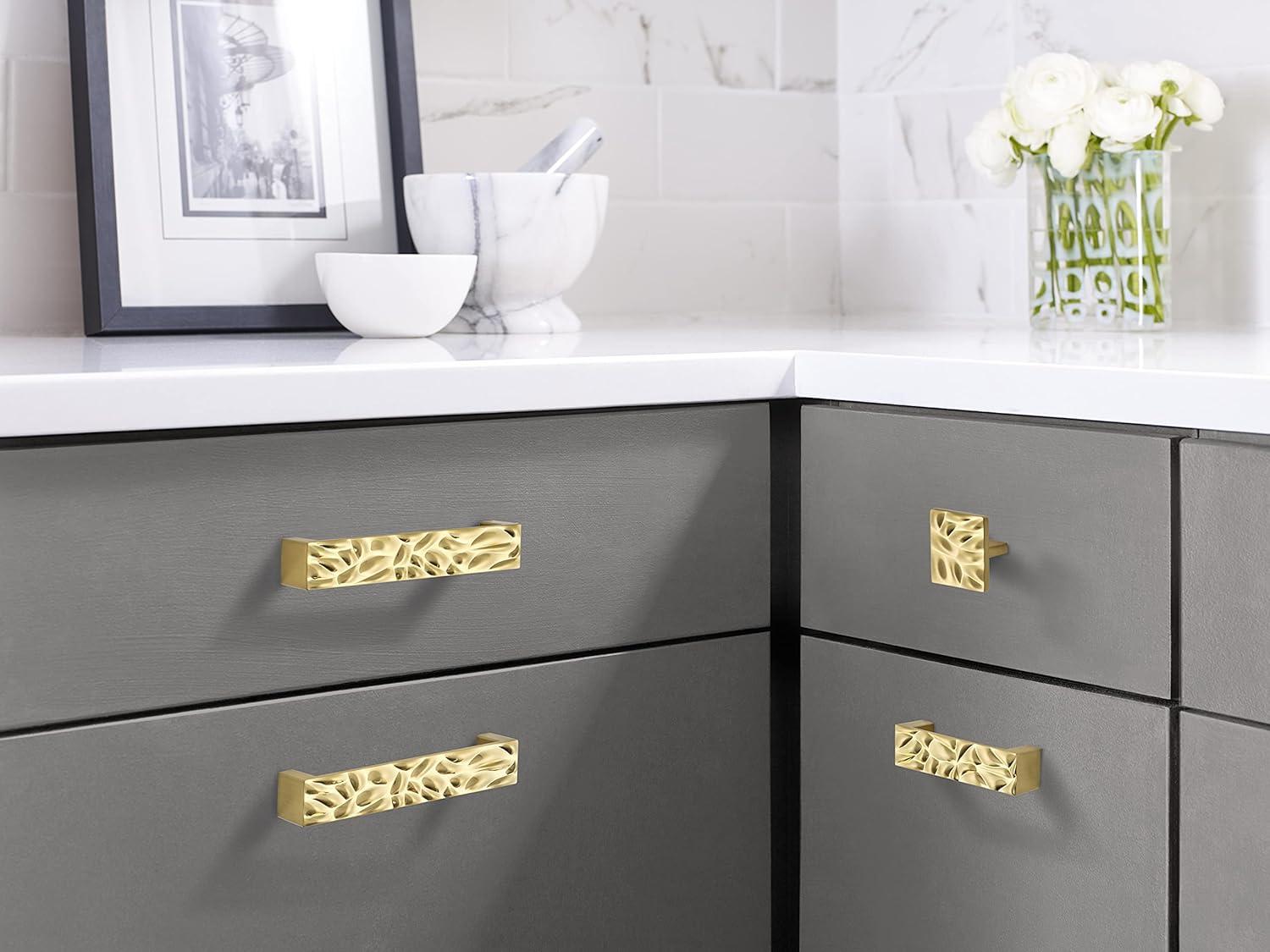 Calathea Bar Pull