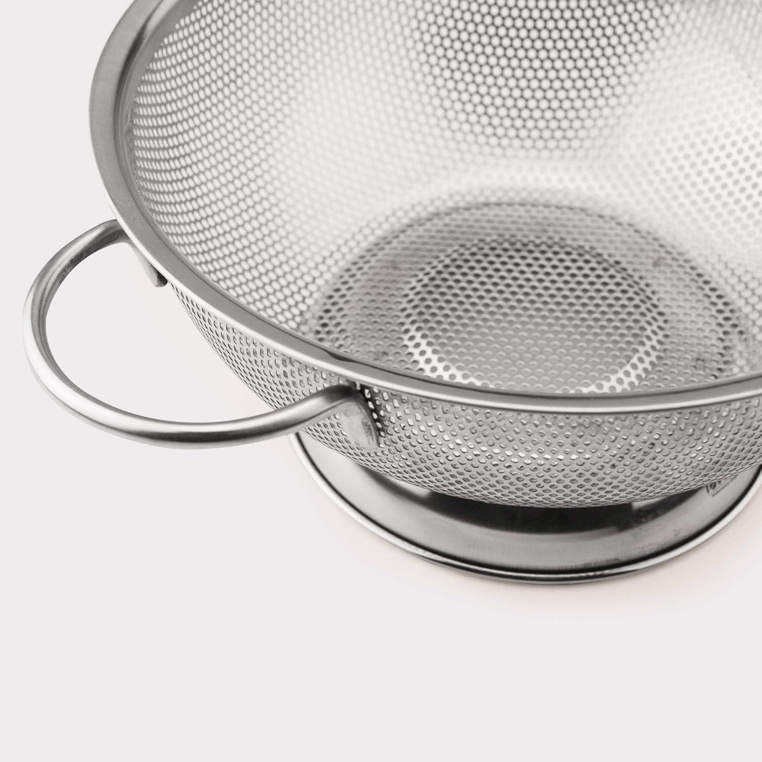 Stainless Steel Perforated Colander with Handles, 2.5 Quart