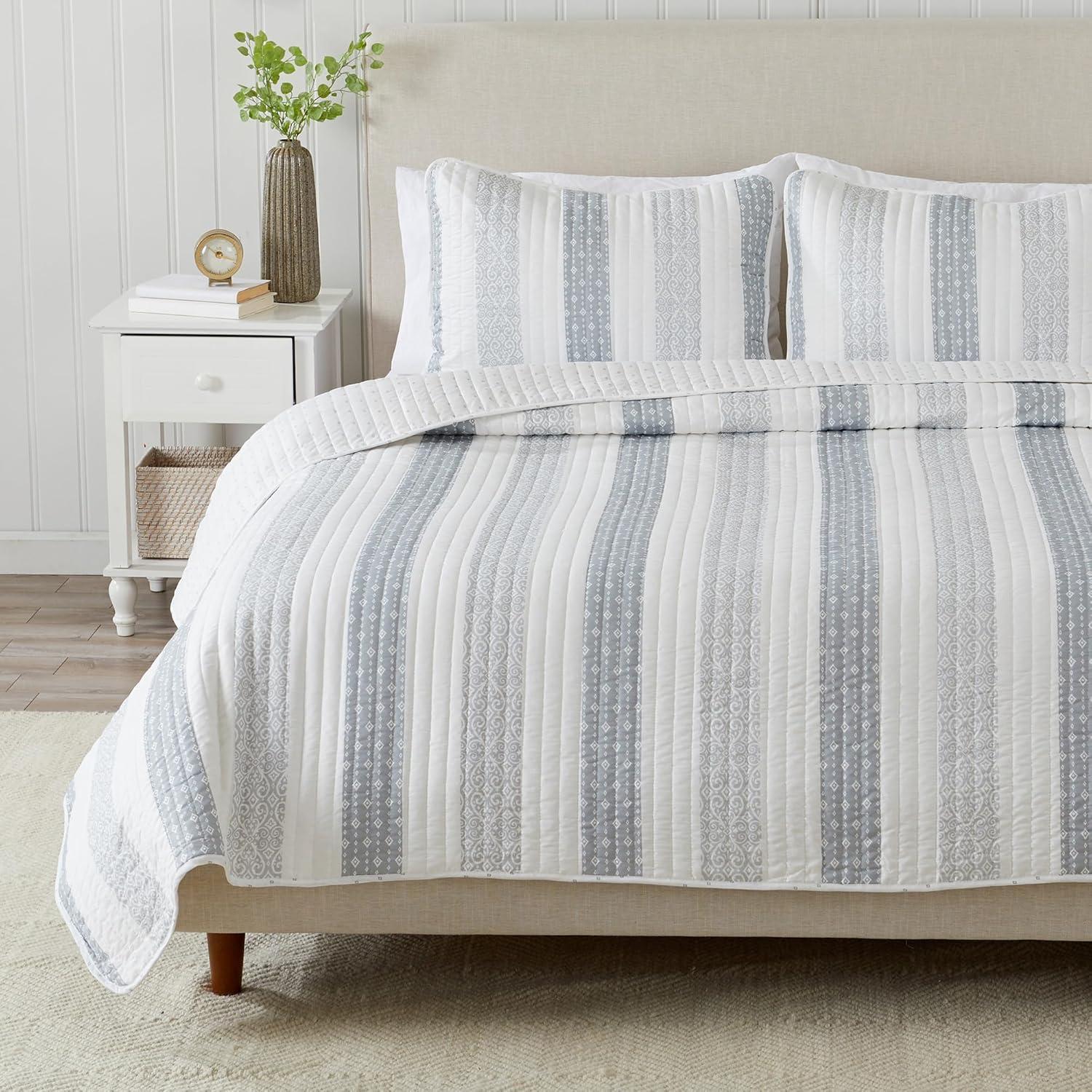 Great Bay Home Everette Ombre Striped 3-Piece Reversible Quilt Set