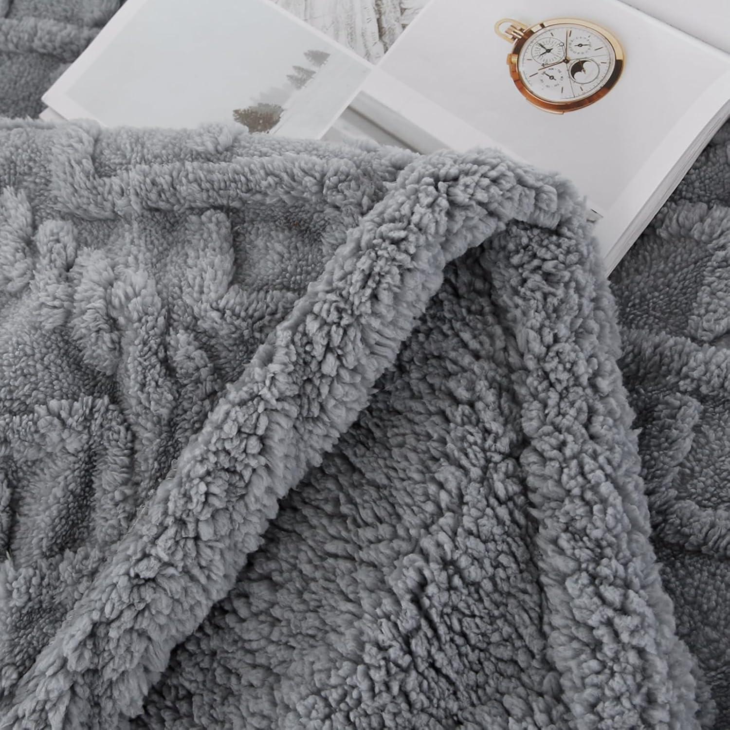 PU MEI Sherpa Throw Blanket for Couch Sofa 60”*80”- Fleece Tufted Fuzzy Soft Cozy Blanket for Bed, Thick Warm Blanket for All Seasons, (Dusty Blue, 60"*80")