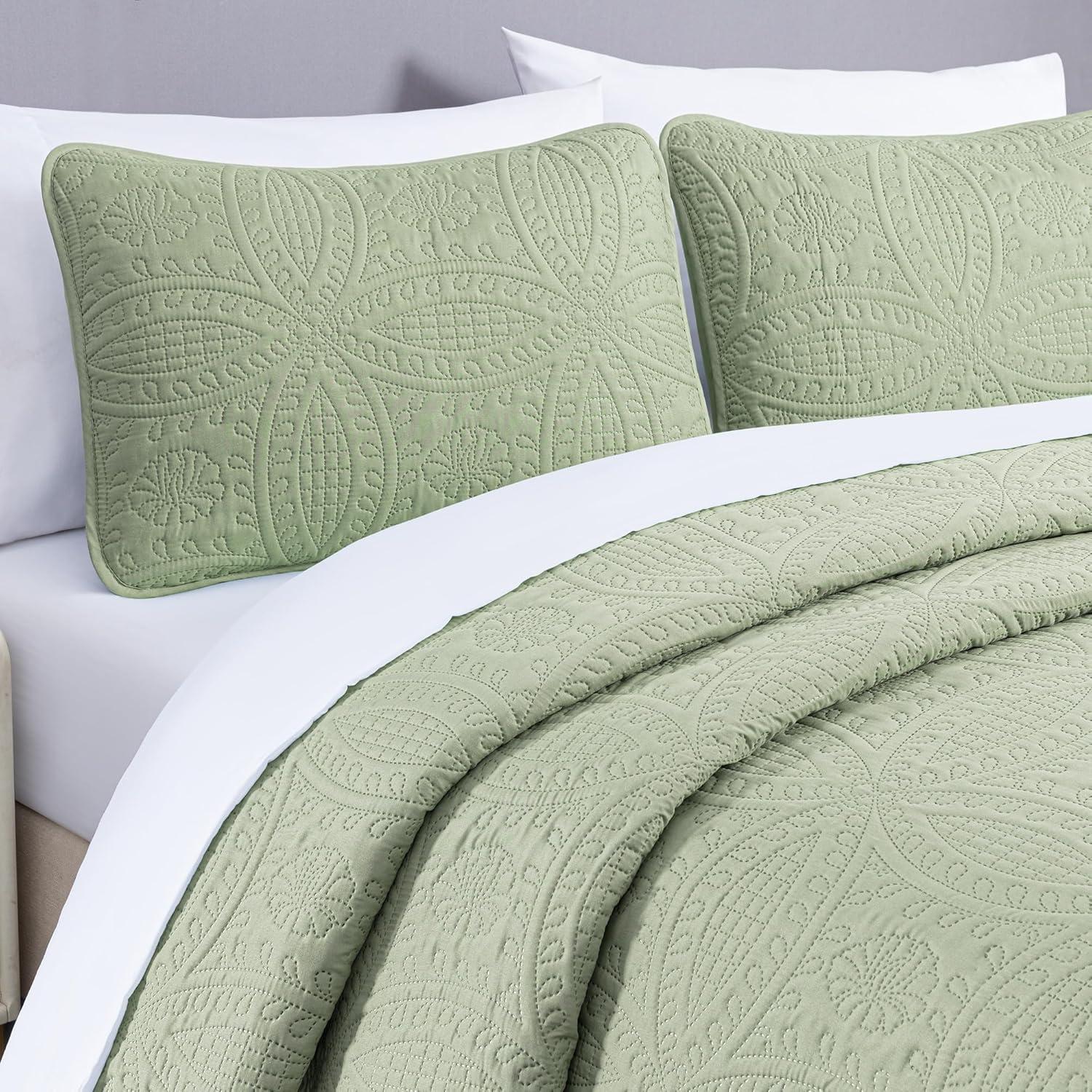 Chezmoi Collection Austin Microfiber Reversible 3-Piece Coverlet / Bedspread Set