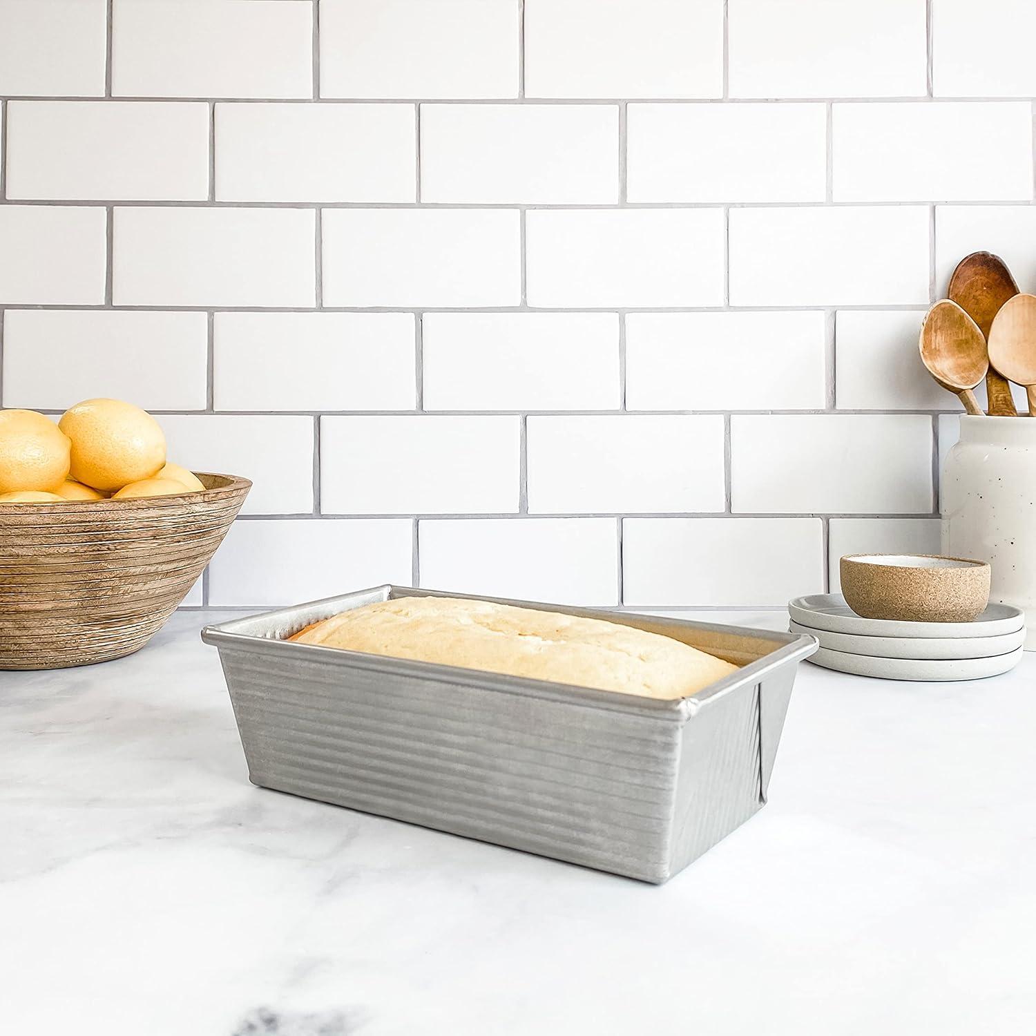 Small Non-Stick Aluminum Loaf Pan for Commercial Use