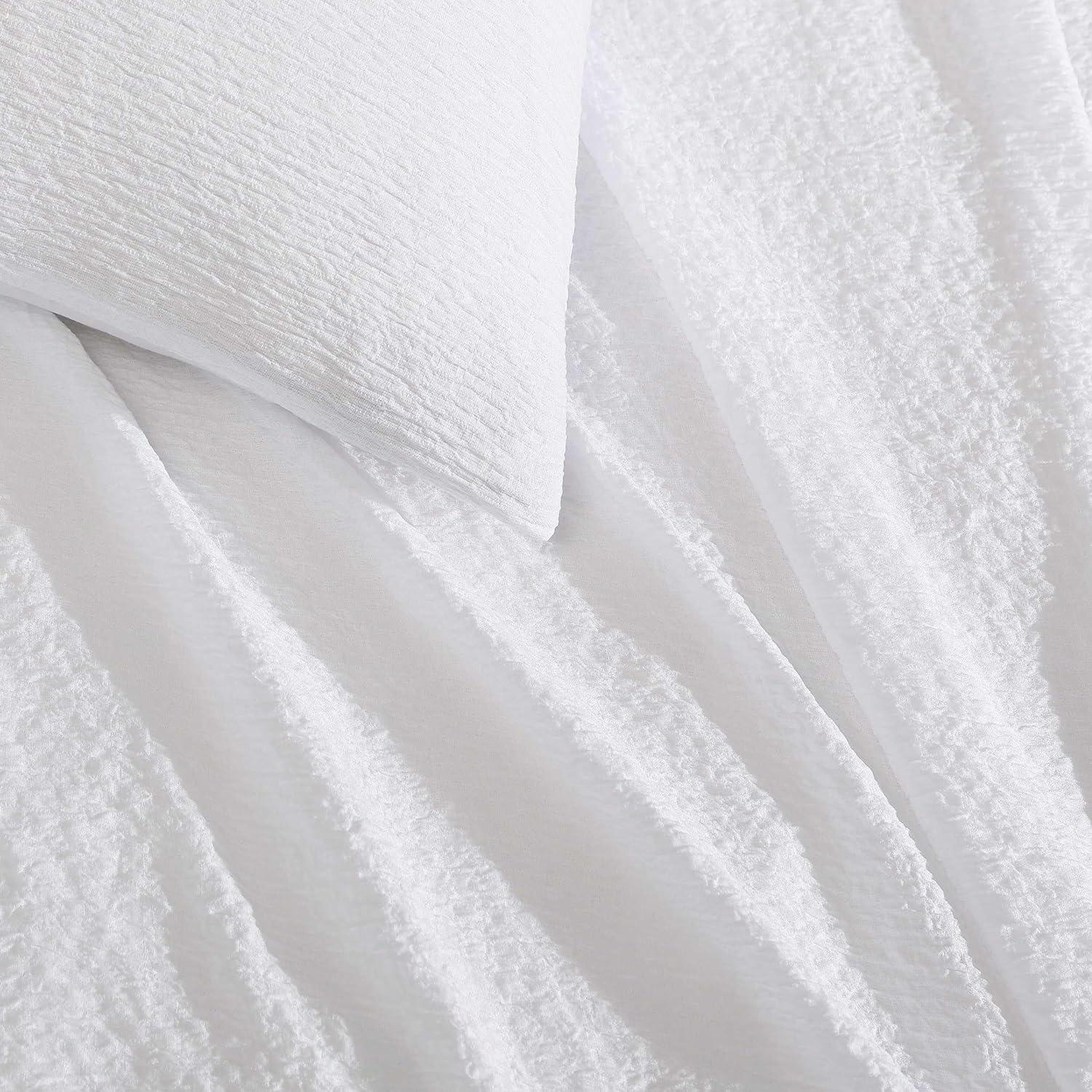 Calvin Klein Calvin Klein Seersucker Reversible 3 Piece Comforter Set