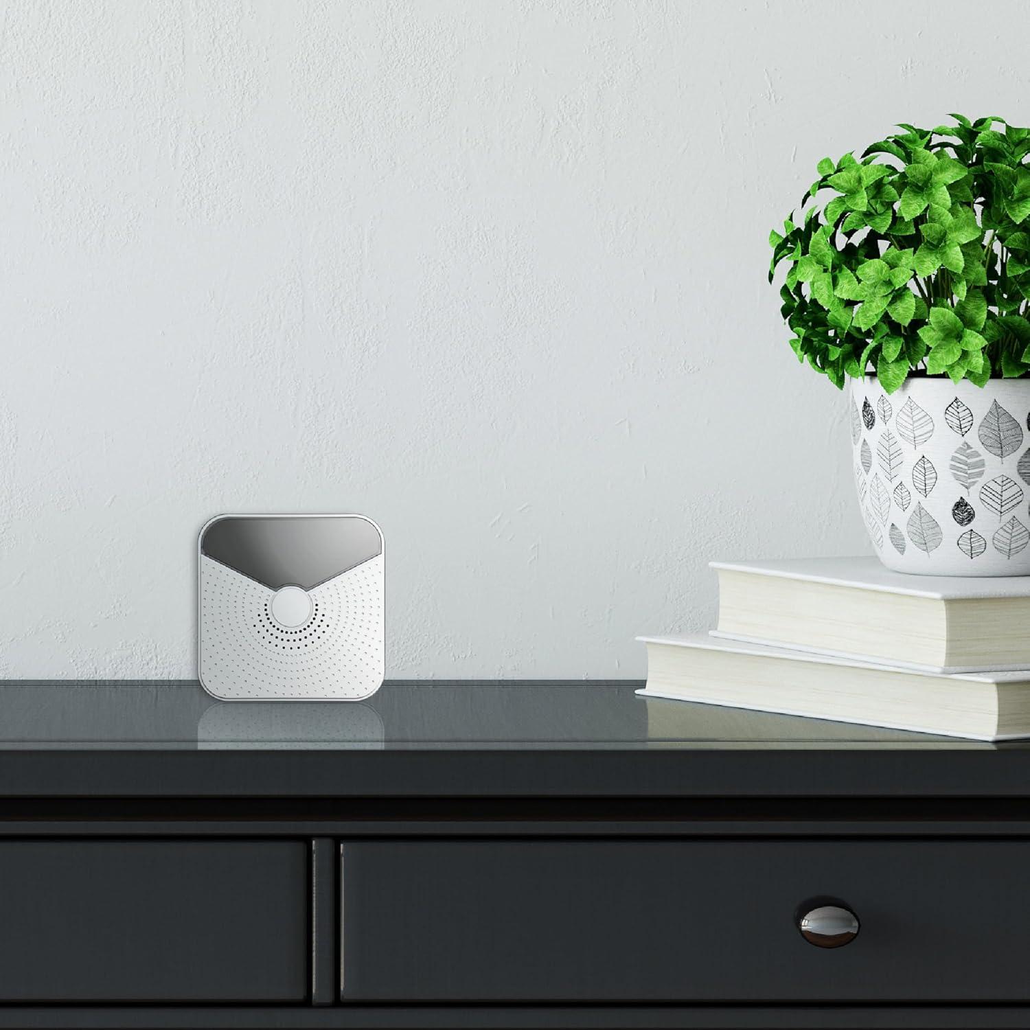 Newhouse Hardware Battery-Operated Wireless Chime with Flashing LED Light for Hearing Impaired