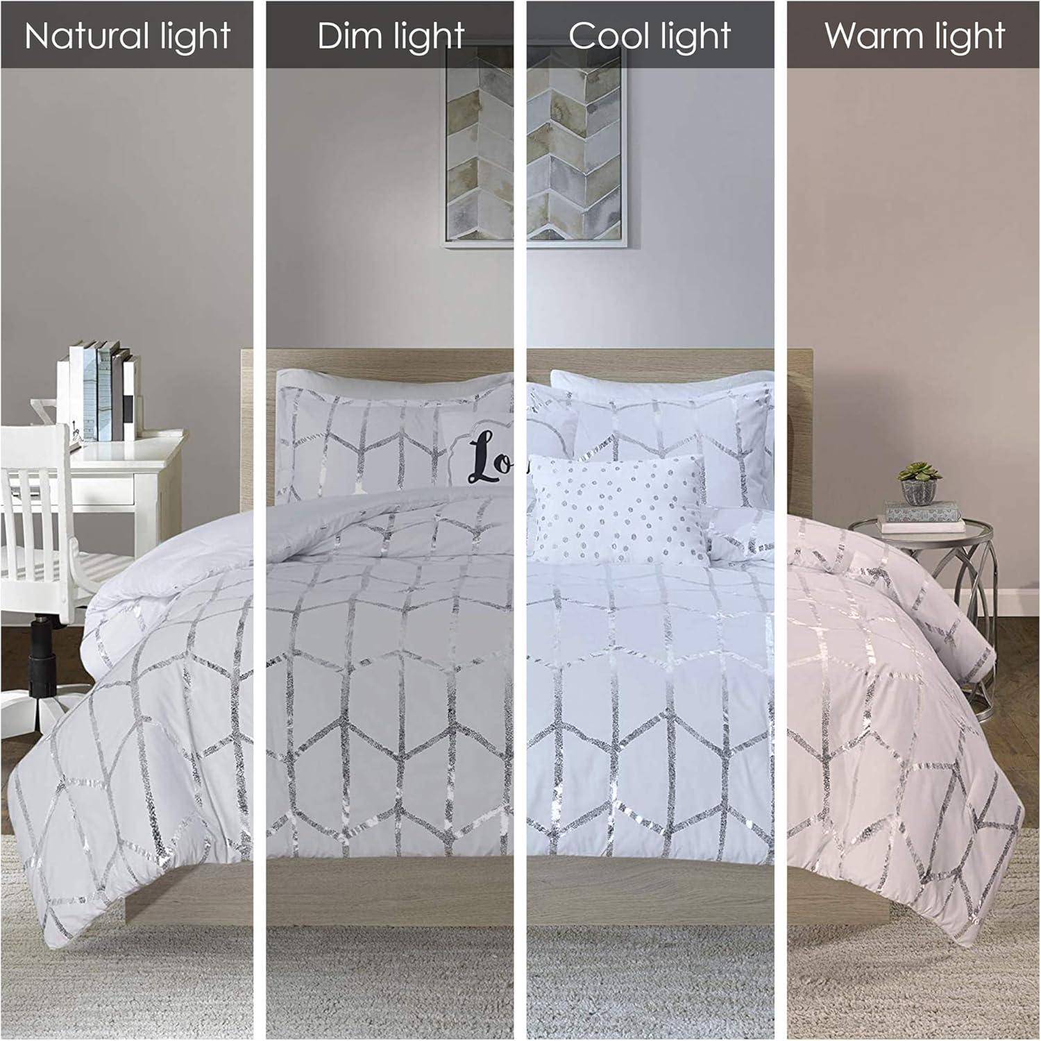 Intelligent Design Raina Metallic Printed Comforter Set