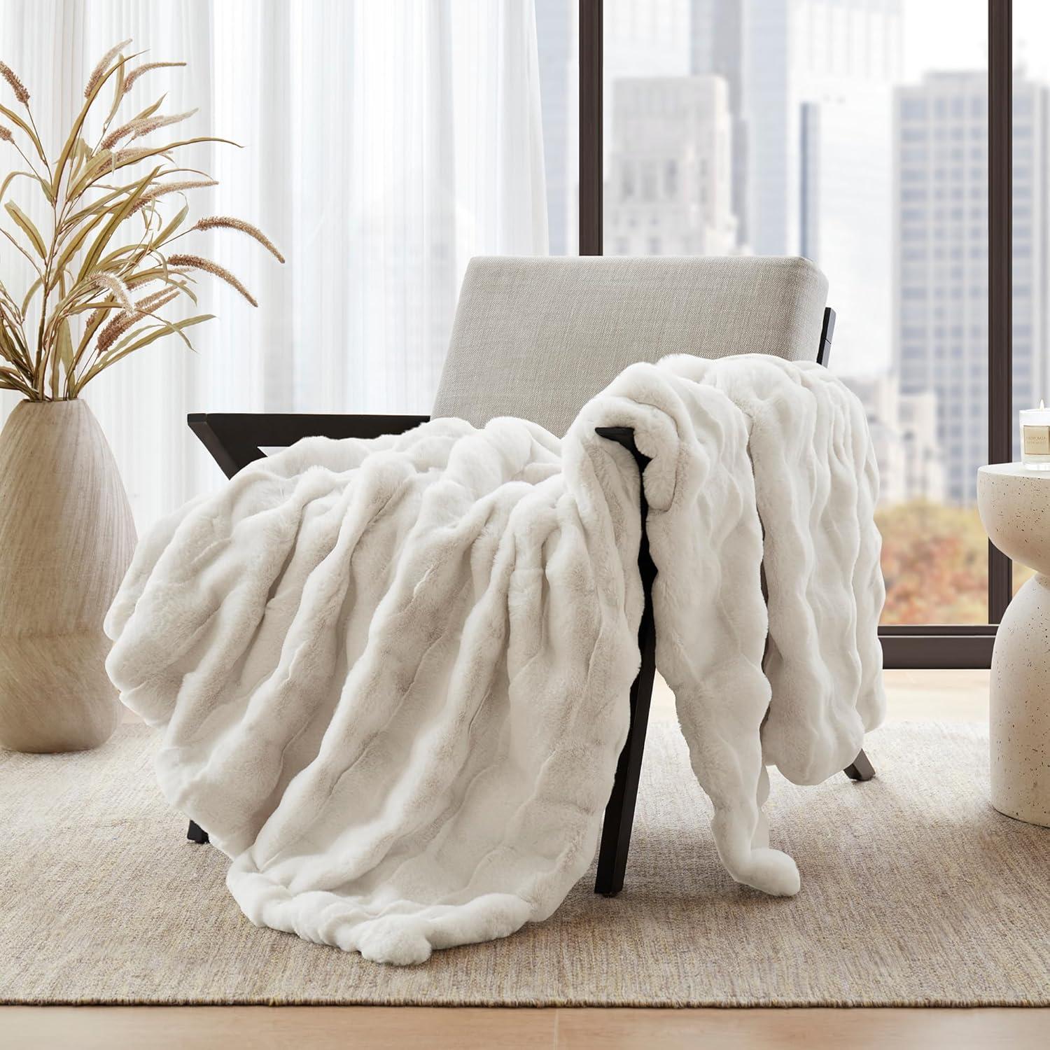 Madison Park Vivienne Faux Fur Throw