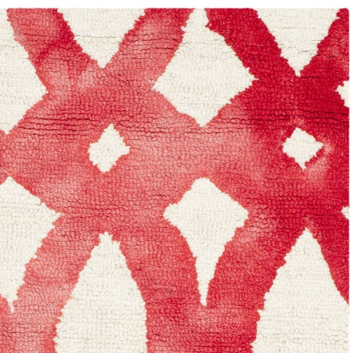Dip Dye DDY675 Hand Tufted Accent Rug - Ivory/Red - 2'x3' - Safavieh.