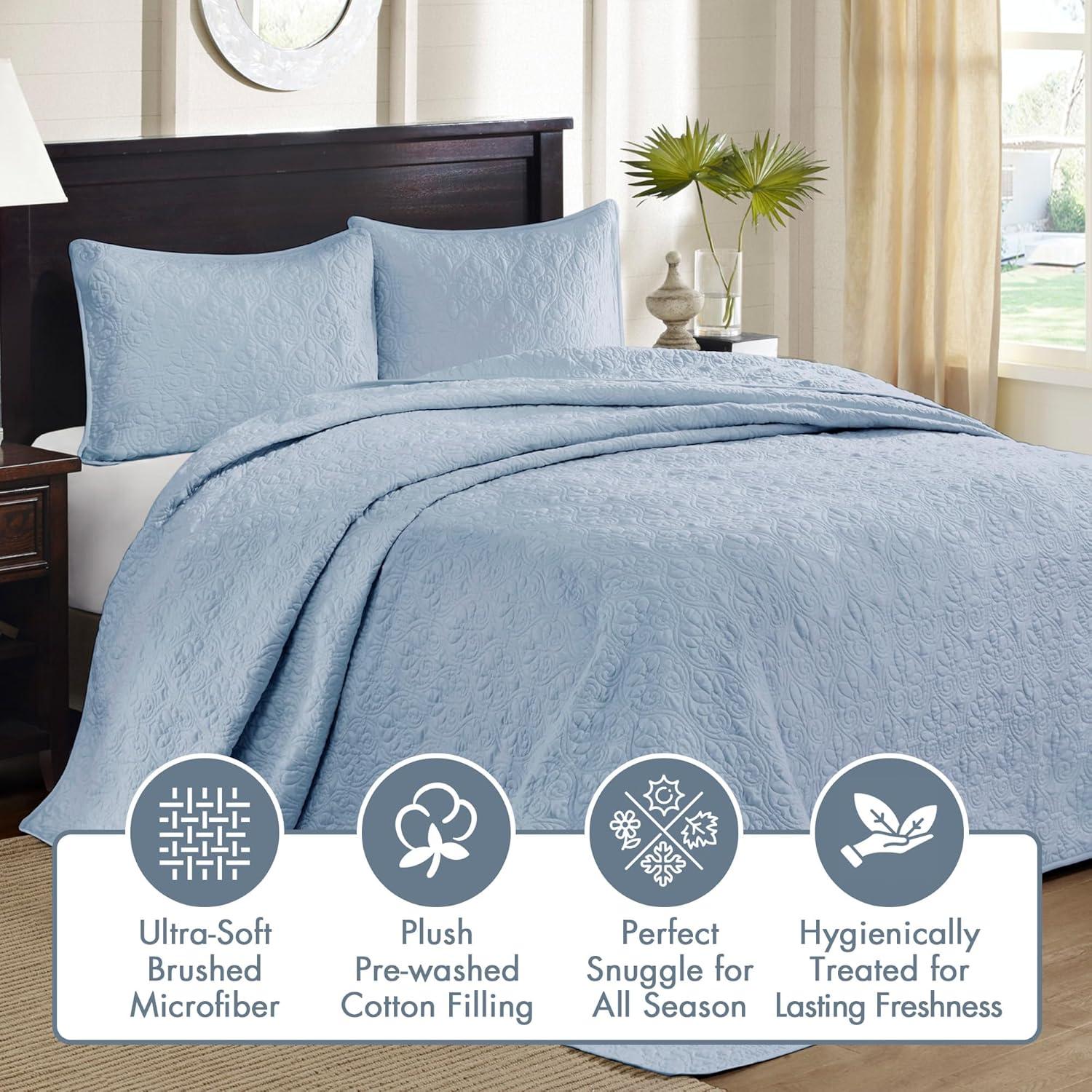 Quebec Reversible Bedspread Set