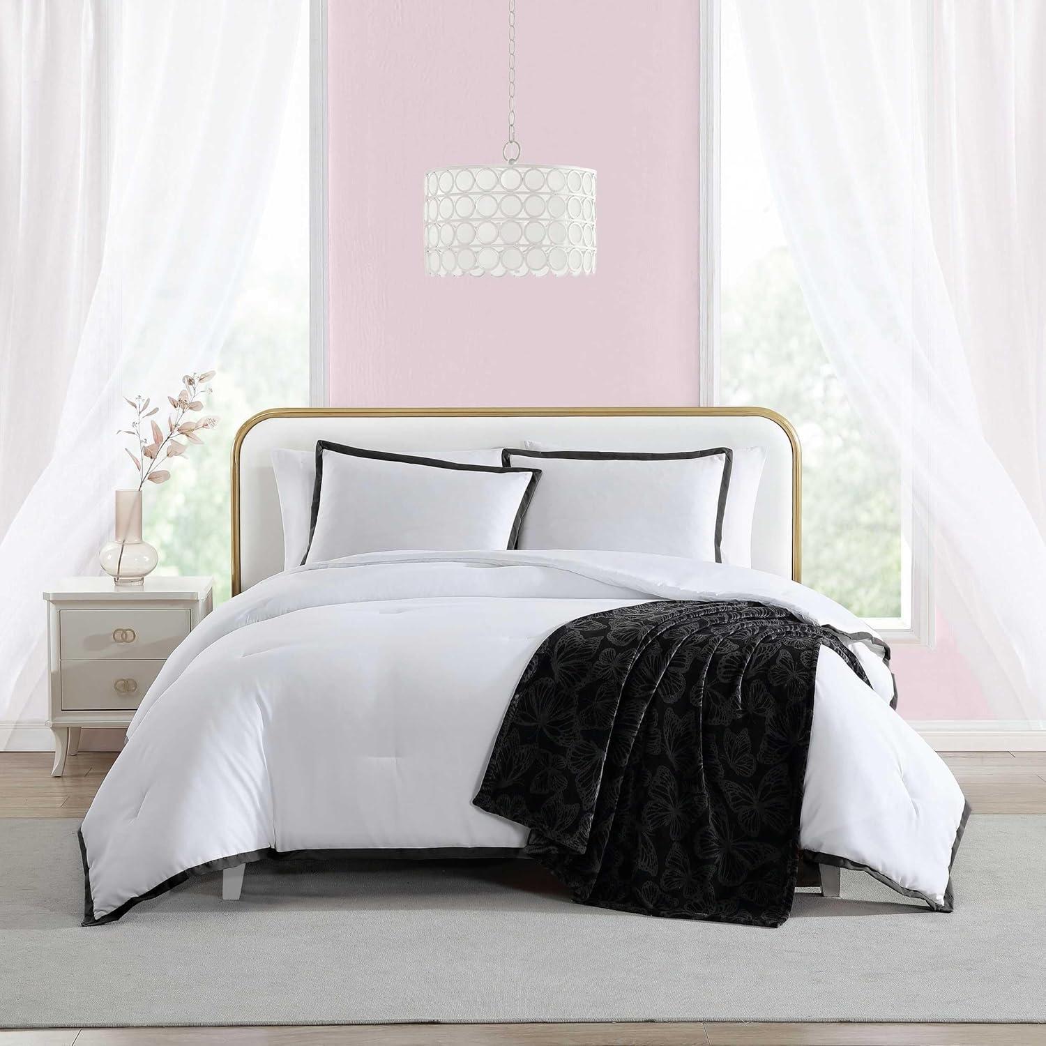 Betsey Johnson Betsey Johnson Signature Solid Reversible Comforter Set