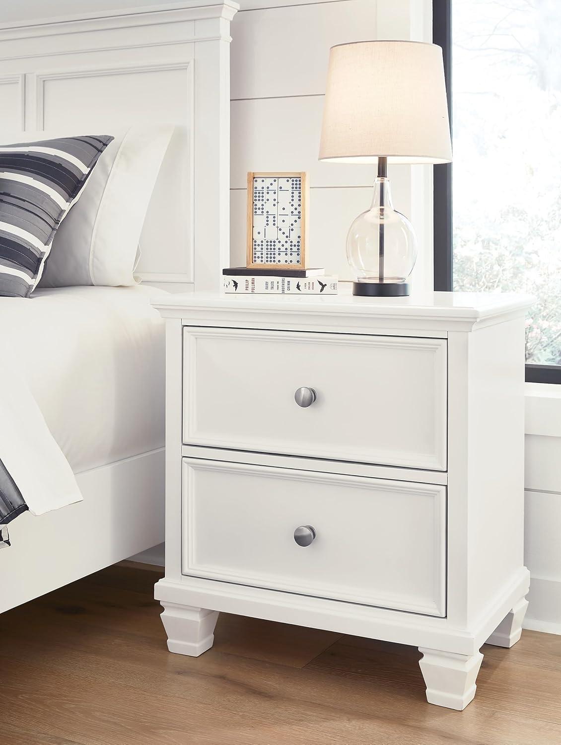 White Transitional 2-Drawer Nightstand with Metal Knobs