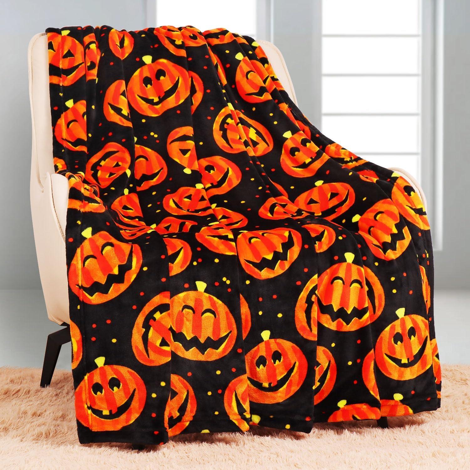 Halloween Blanket, Soft and Cozy Reversible Jack O Lantern Pumpkin Pattern Throw, Spooky Funny Horror Ambiance Sense Decor (50x60 Inches)