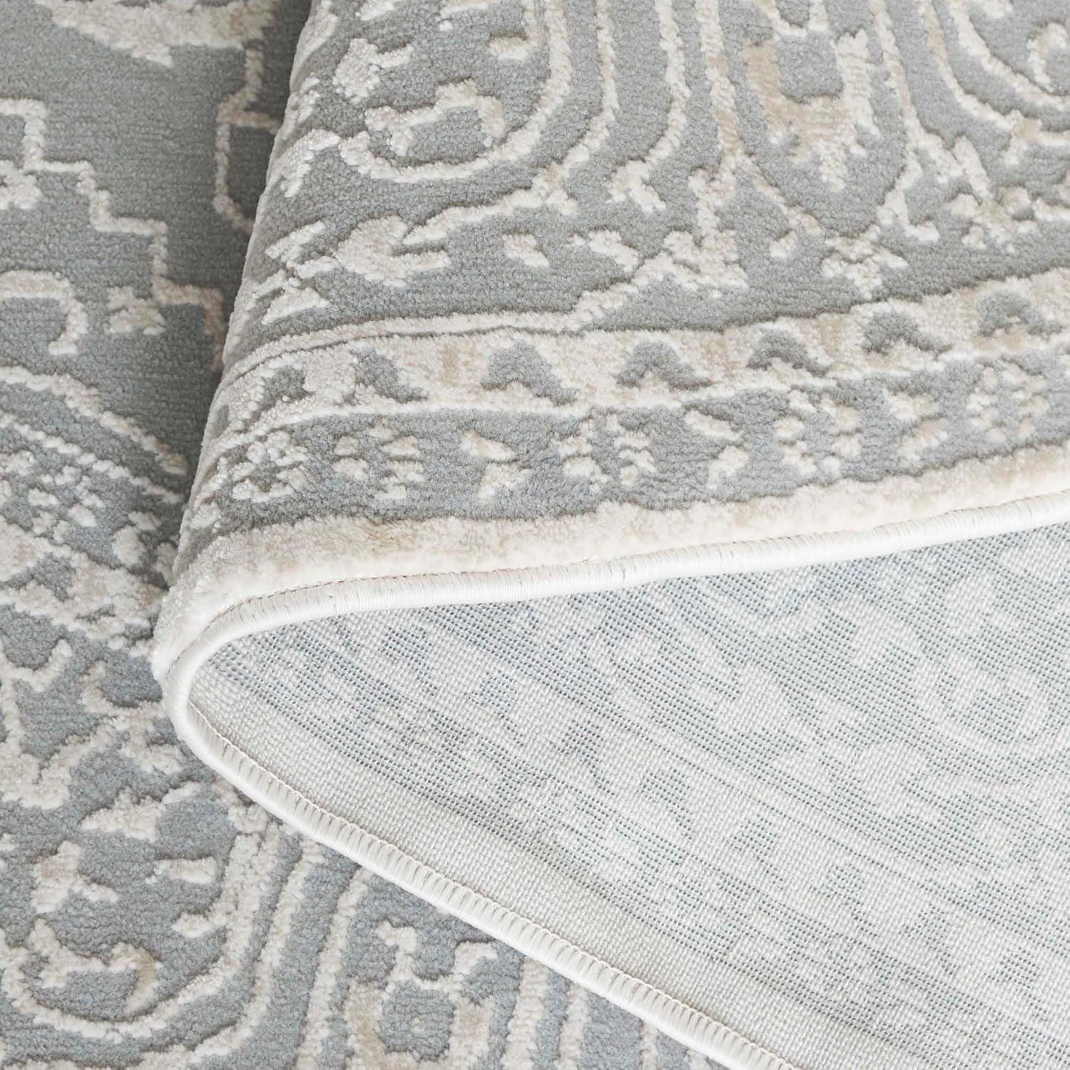 Reflection RFT670 Power Loomed Indoor Accent Rug - 4'x6' - Light Grey/Cream - Safavieh