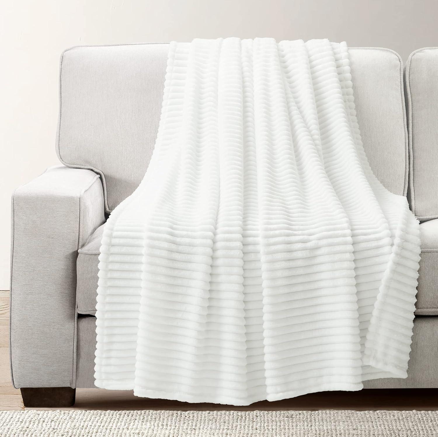 White Ribbed Faux Fur Throw Blanket 50" x 60"