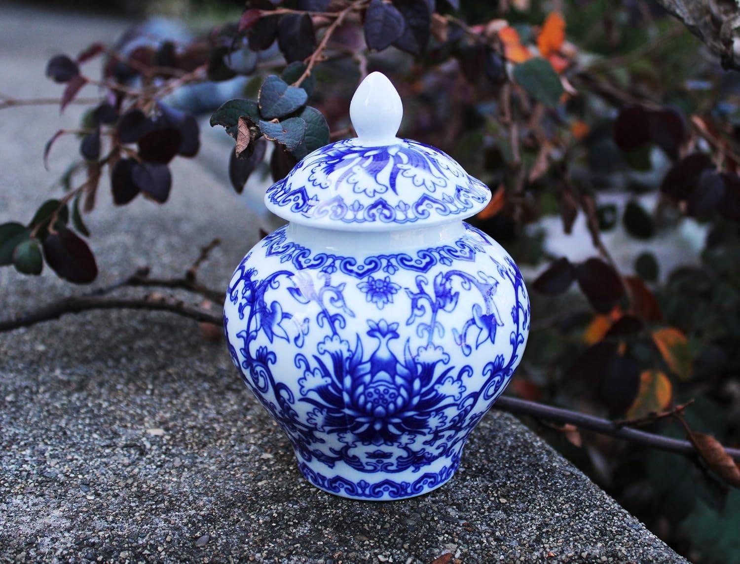 Ancient Chinese Blue and White Porcelain Helmet-shaped Temple Jar. Small