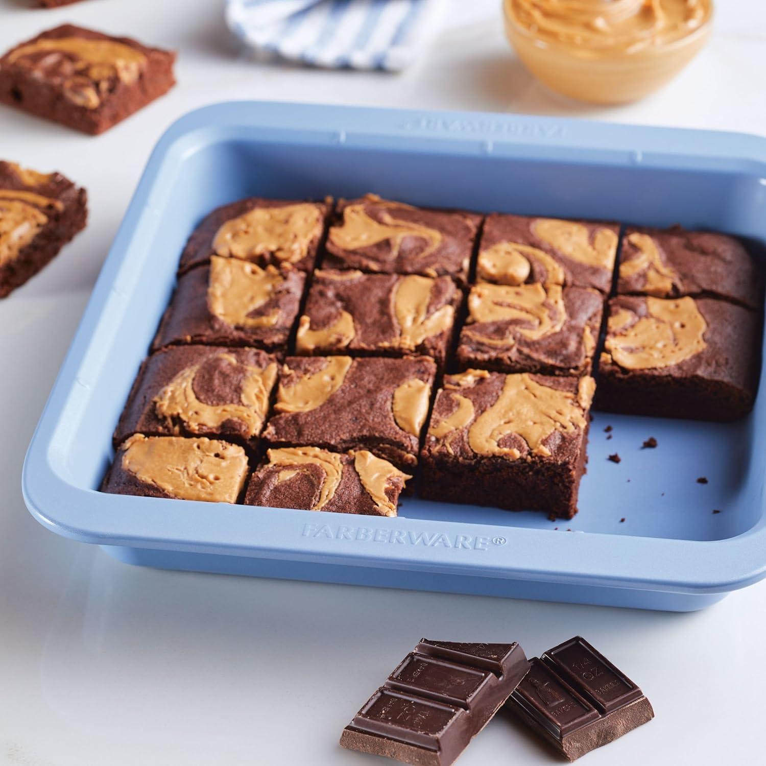 Farberware Farberware Easy Solutions Nonstick Bakeware Square Cake Pan, 9 Inch, Blue