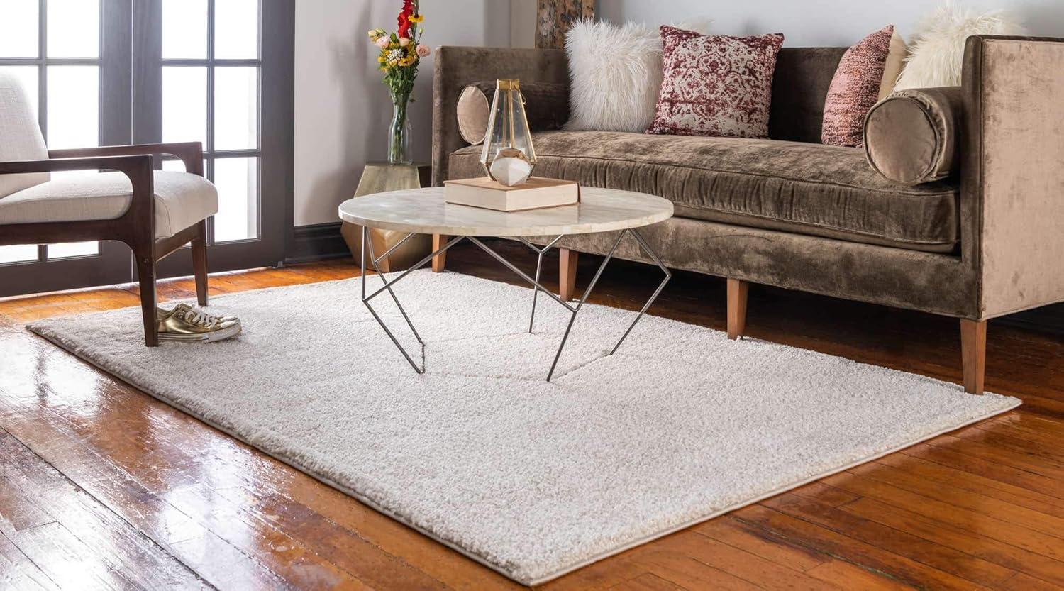 Unique Loom Solo Collection Area Rug - Calabasas (2' 2" x 3' 1" Rectangle, Ivory)