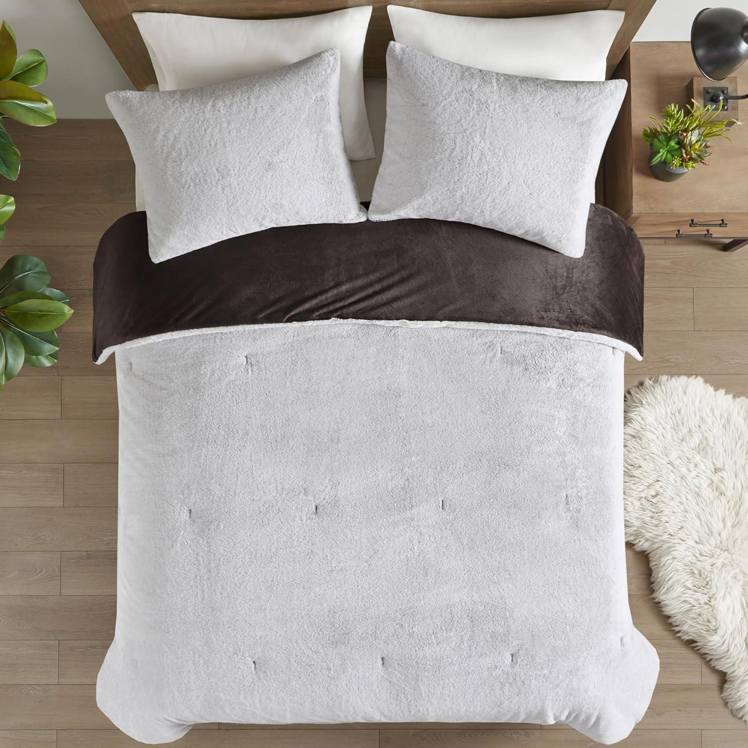 510 Design Sawyer Faux Fur to Mink Down Alternative Comforter Set