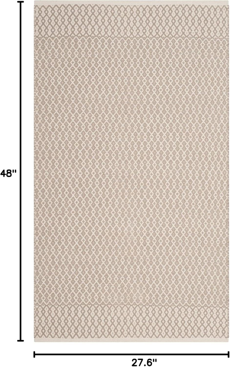 Montauk MTK339 Hand Woven Indoor Rug - Safavieh