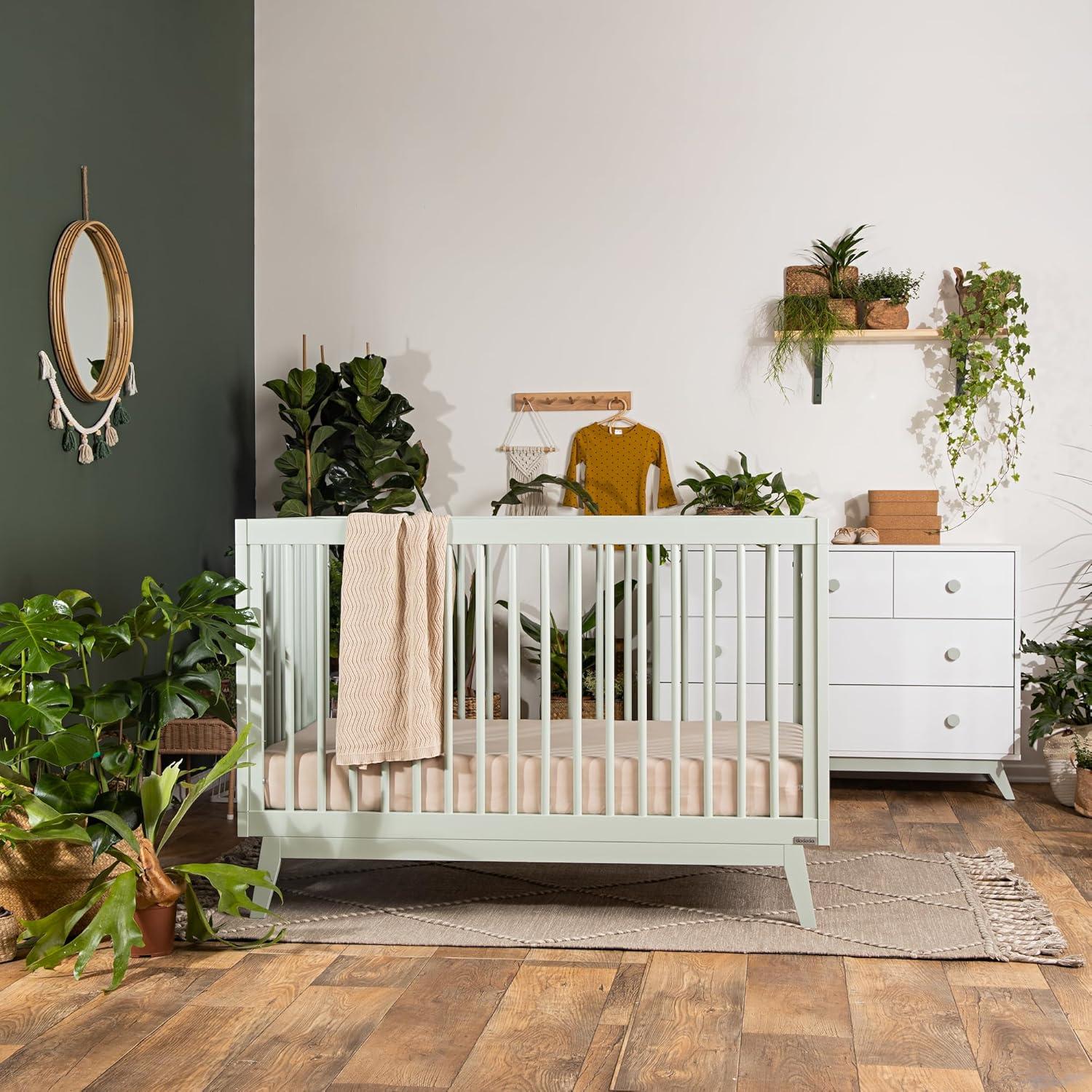 dadada Sage Soho 3-in-1 Convertible Crib to Toddler Bed Furniture