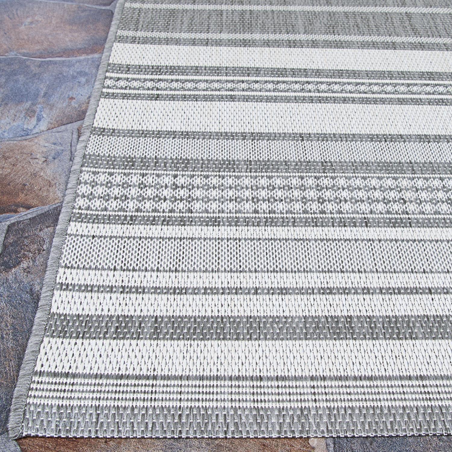 Couristan Recife Gazebo Stripe Indoor / Outdoor Area Rug, Champagne- Grey, 5'3" x 7'6"