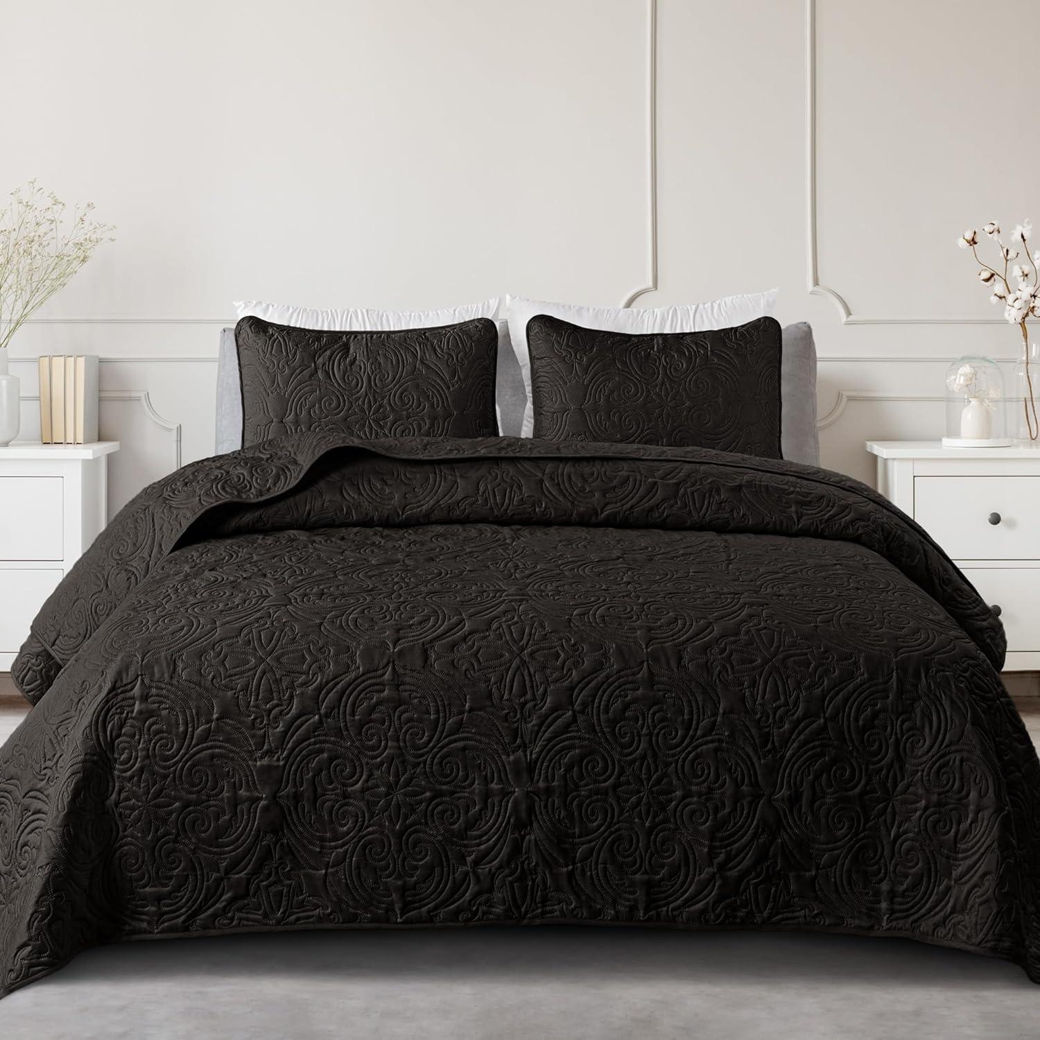 Exclusivo Mezcla Queen Quilt Bedding Set, Lightweight Vintage Queen Size Quilts with Pillow Shams, Soft Bedspreads Coverlets for All Seasons (96"x90", Black)