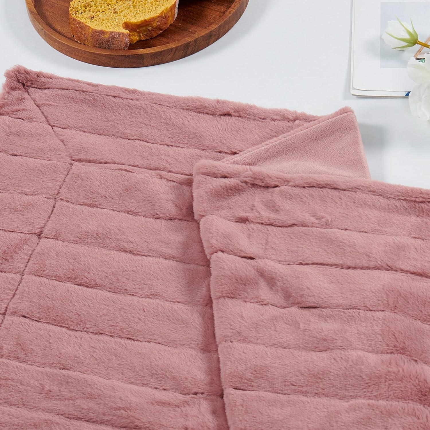 Home Soft Things Luxury Rabbit Faux Fur Throw Blanket