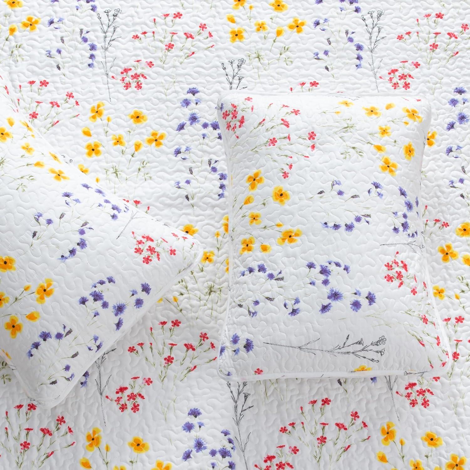 Bright & Colorful Tiny Floral Quilt Set with Shams