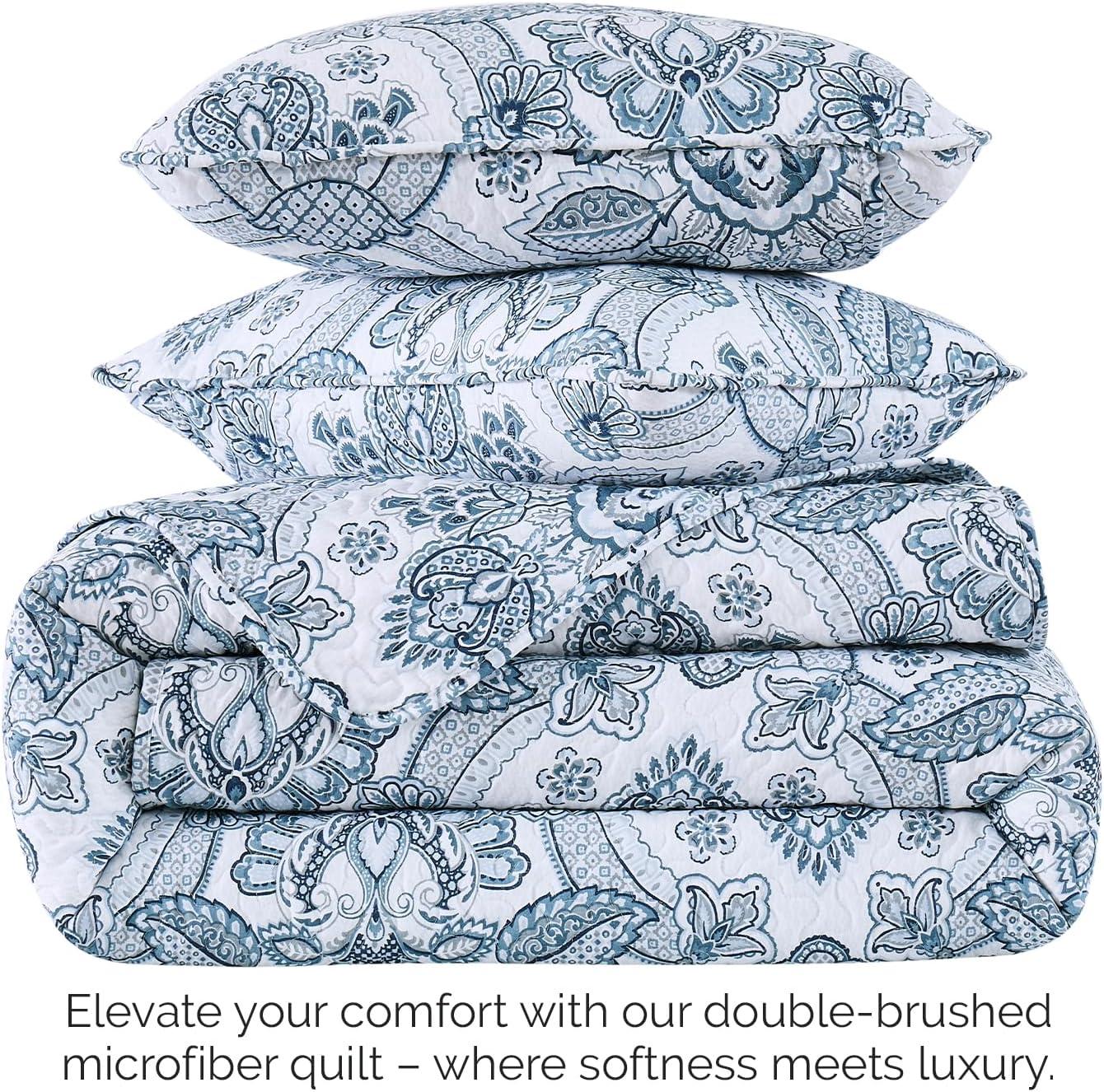 Blue Damask Paisley Reversible Microfiber Full Quilt Set