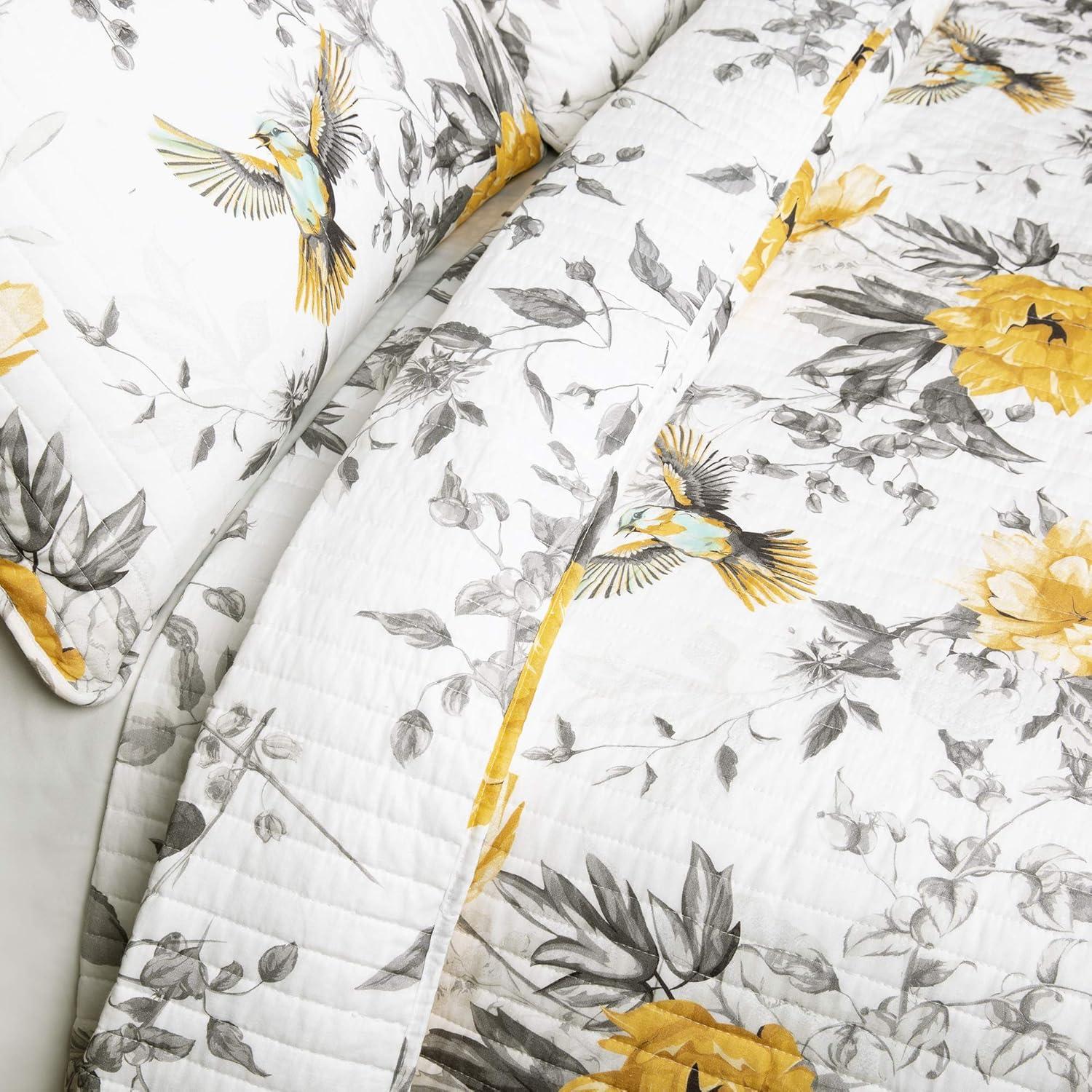 Lush Decor Floral Reversible Quilt Set