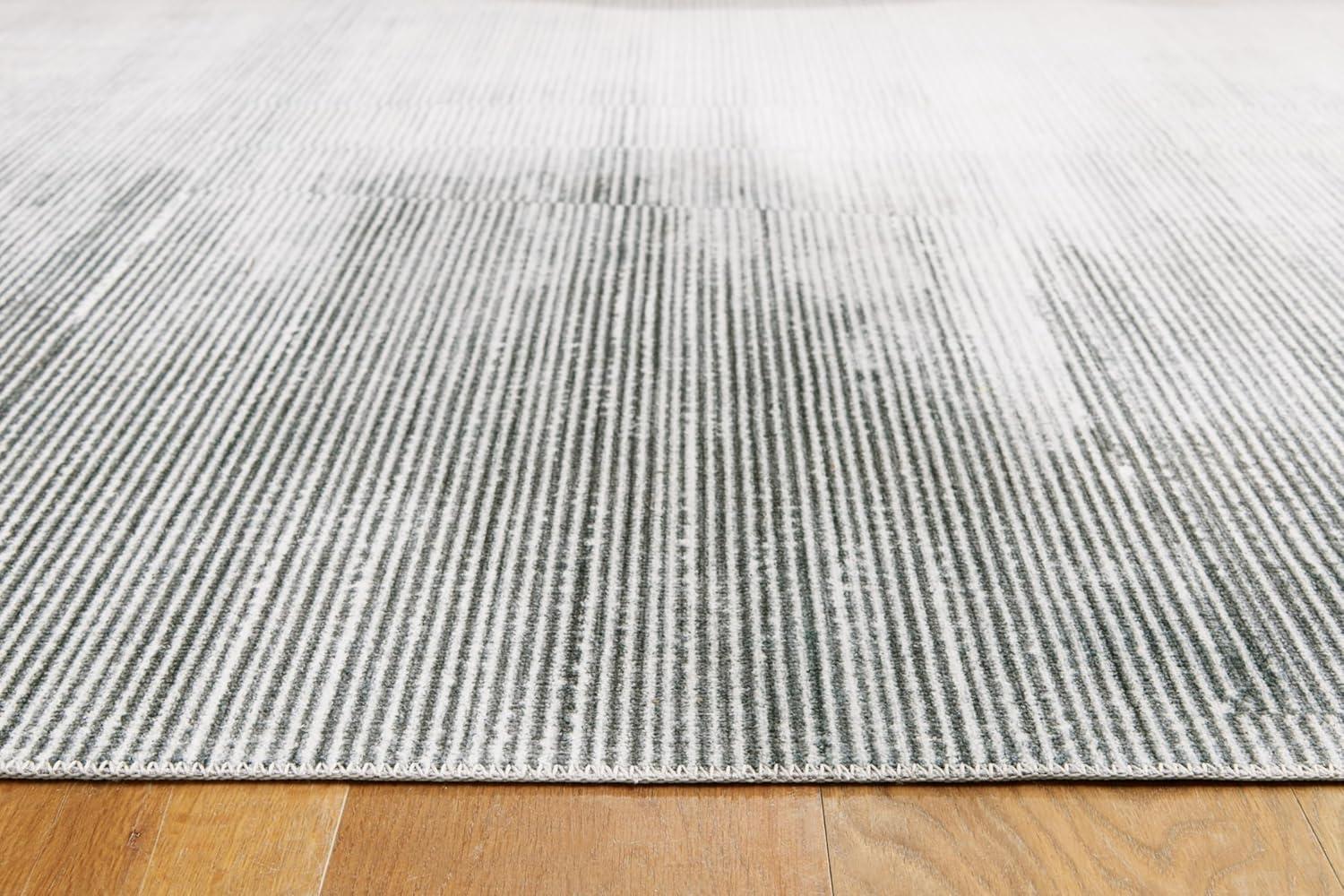 17 Stories Hinne Rectangle Hinne Area Rug with Non-Slip Backing