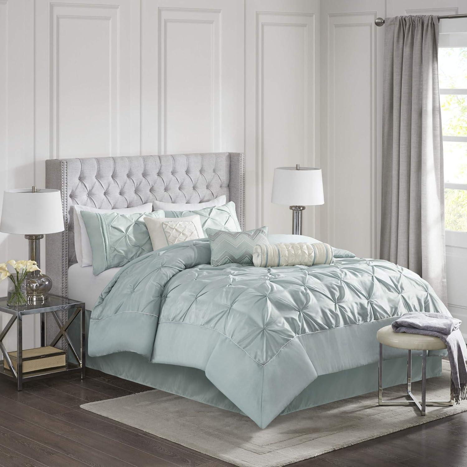 Laurel 7 Piece Tufted Comforter Set