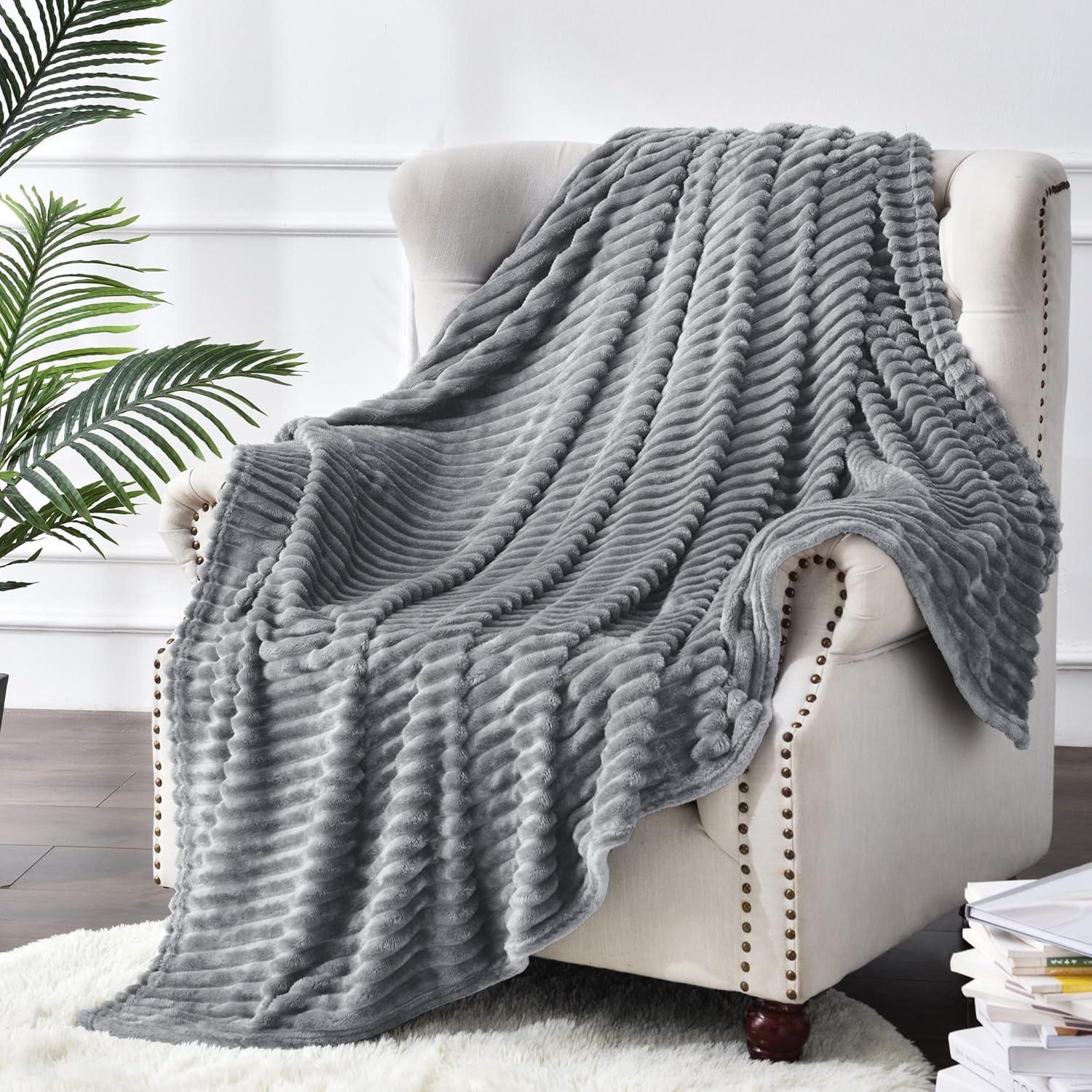 Gray 3D Ribbed Jacquard Fleece Throw Blanket 50x60 inches