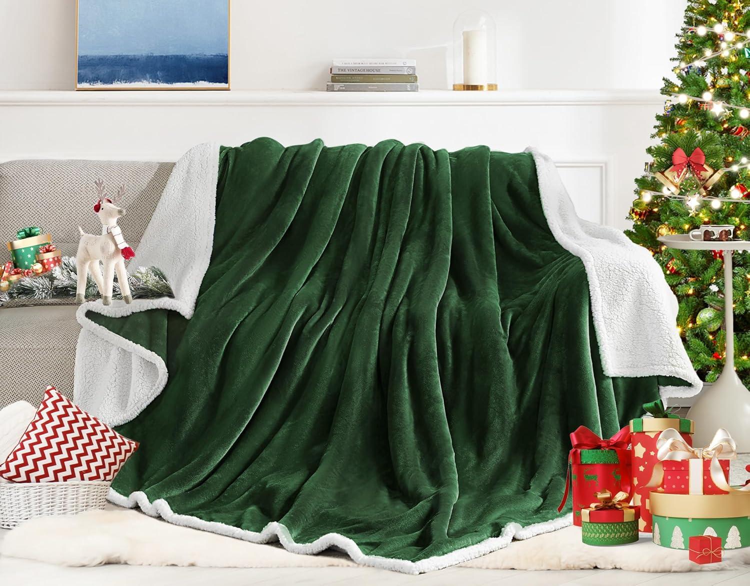 Emerald Green Sherpa Fleece Throw Blanket for Couch and Bed