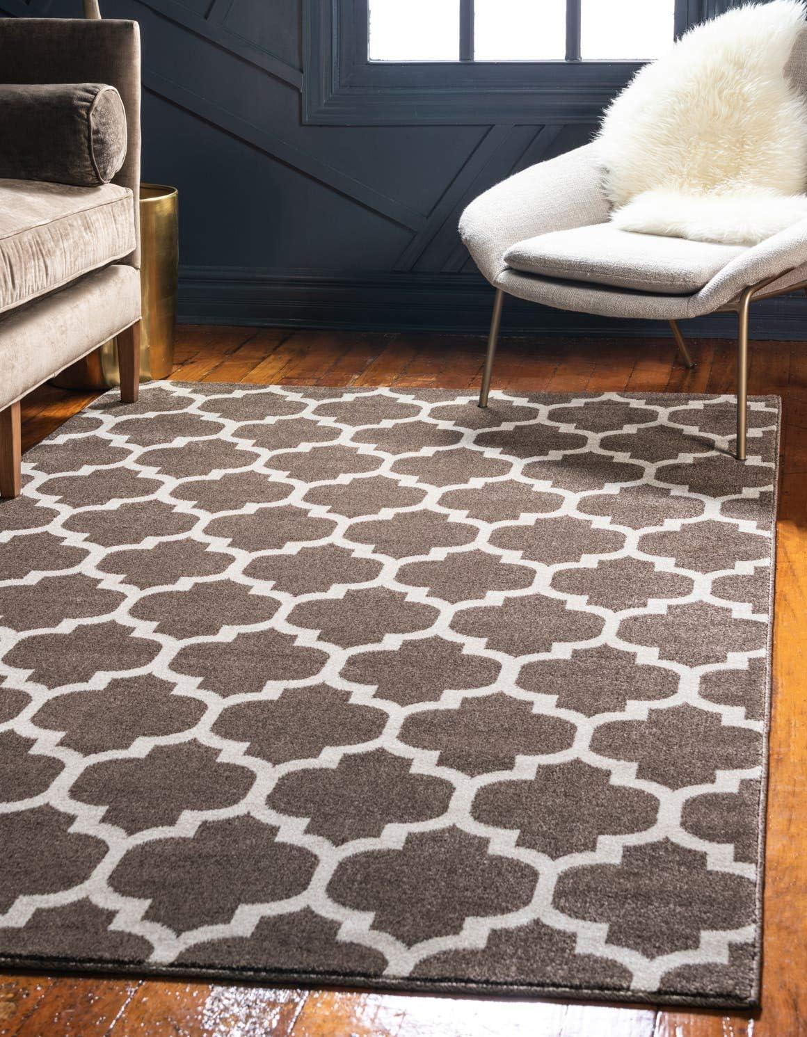 Brown Trellis 4' x 6' Stain-Resistant Synthetic Area Rug